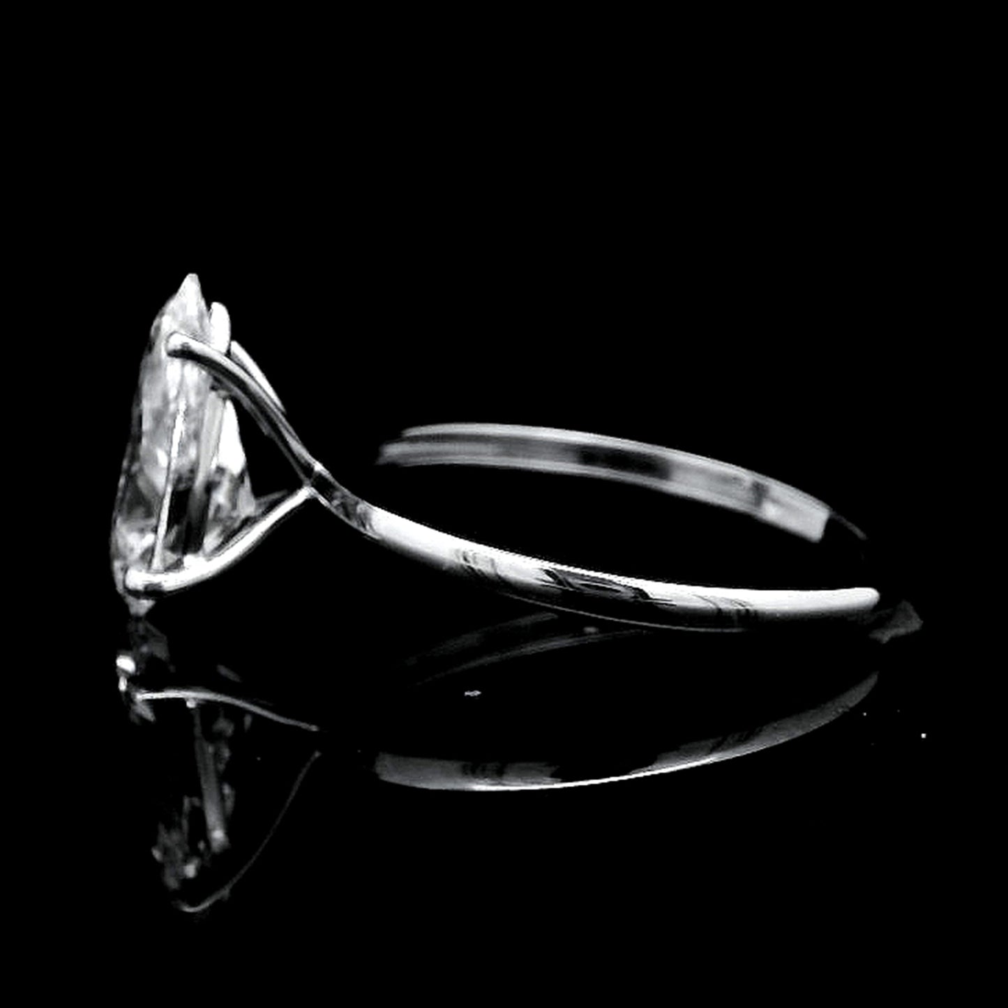 2.08 Carats Lab Grown Diamond 14K Gold Ring