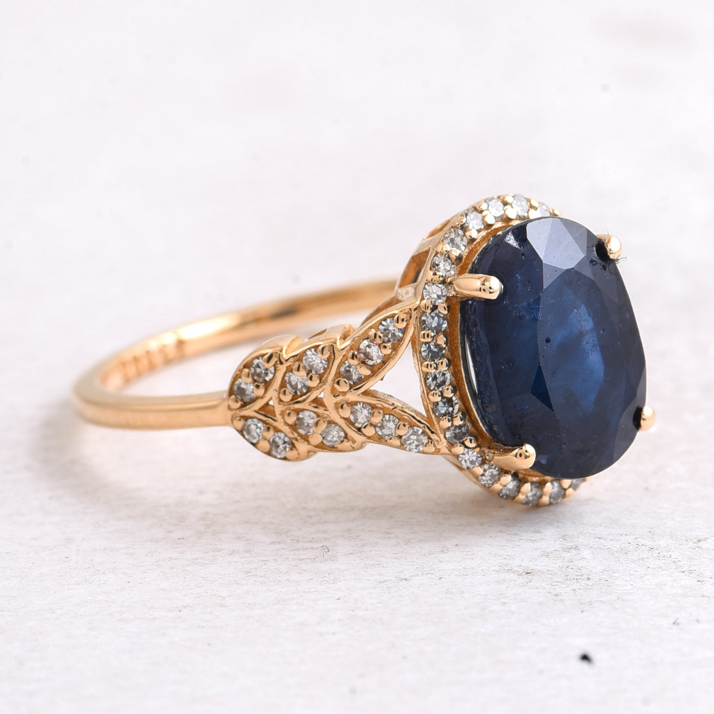 3.11 Ct Oval Sapphire 14K Gold Ring
