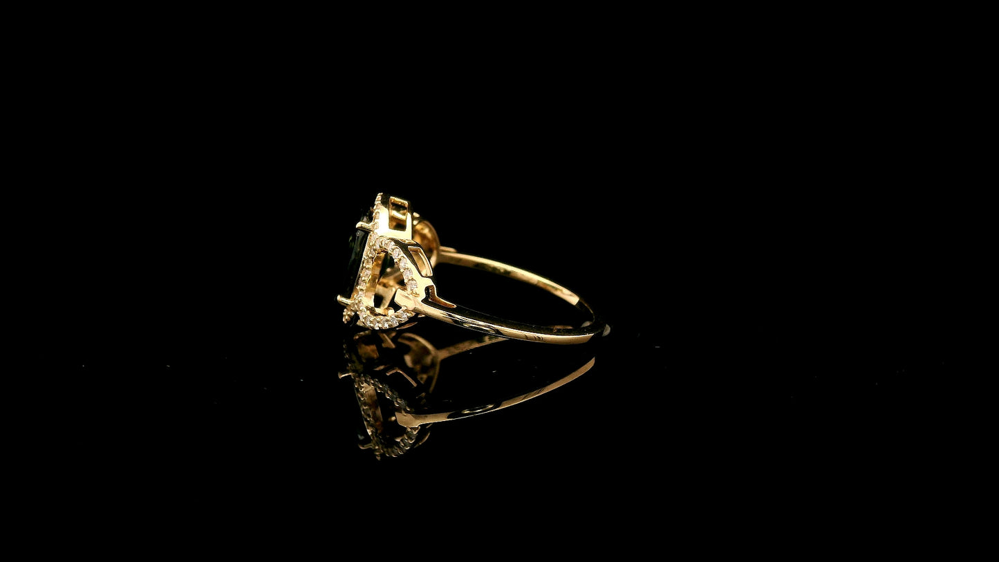 2.30 Ct Oval Natural Sapphire 14K Gold Ring
