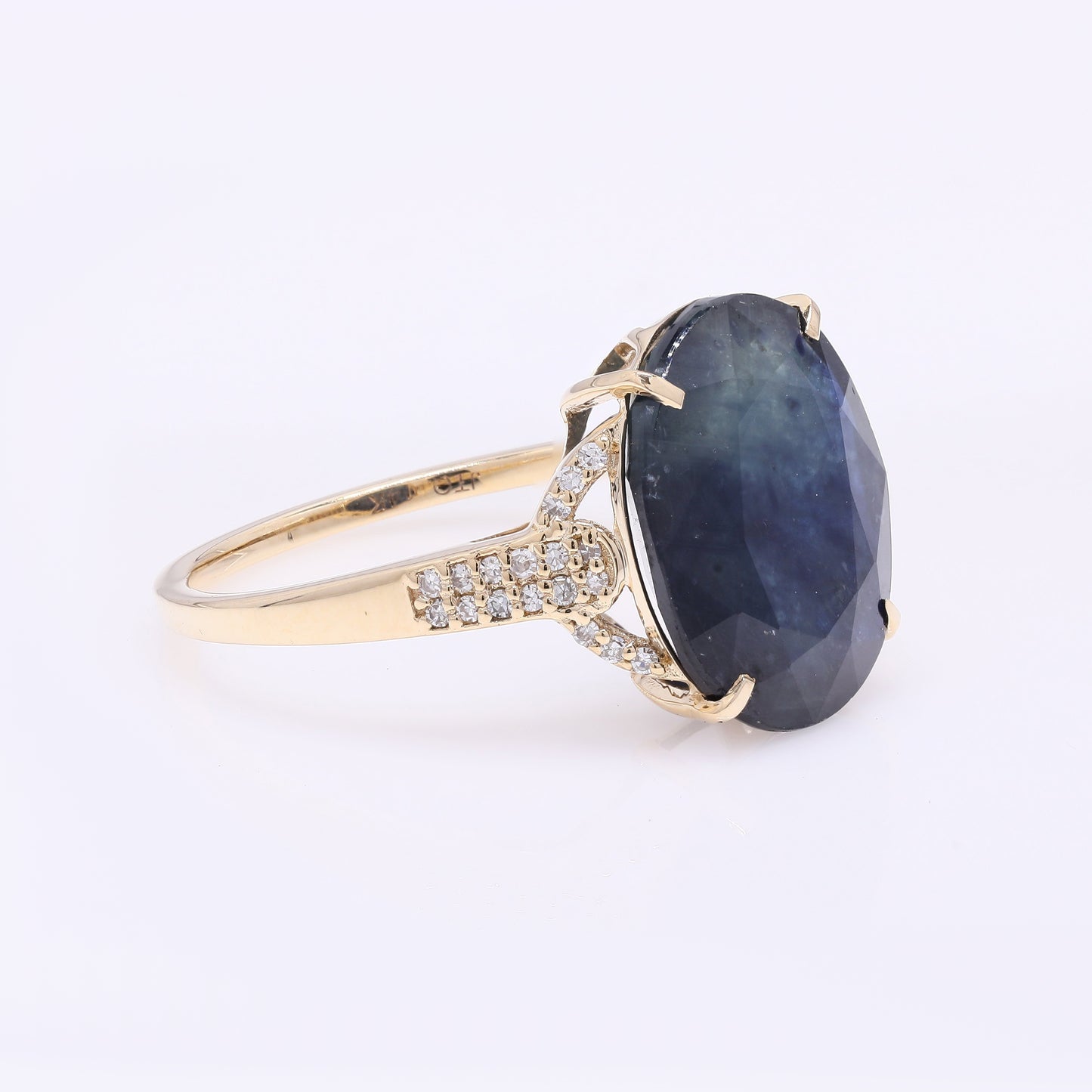6.44 Ct Oval Mixed Cut Natural Corundum Sapphire 14K Gold Ring