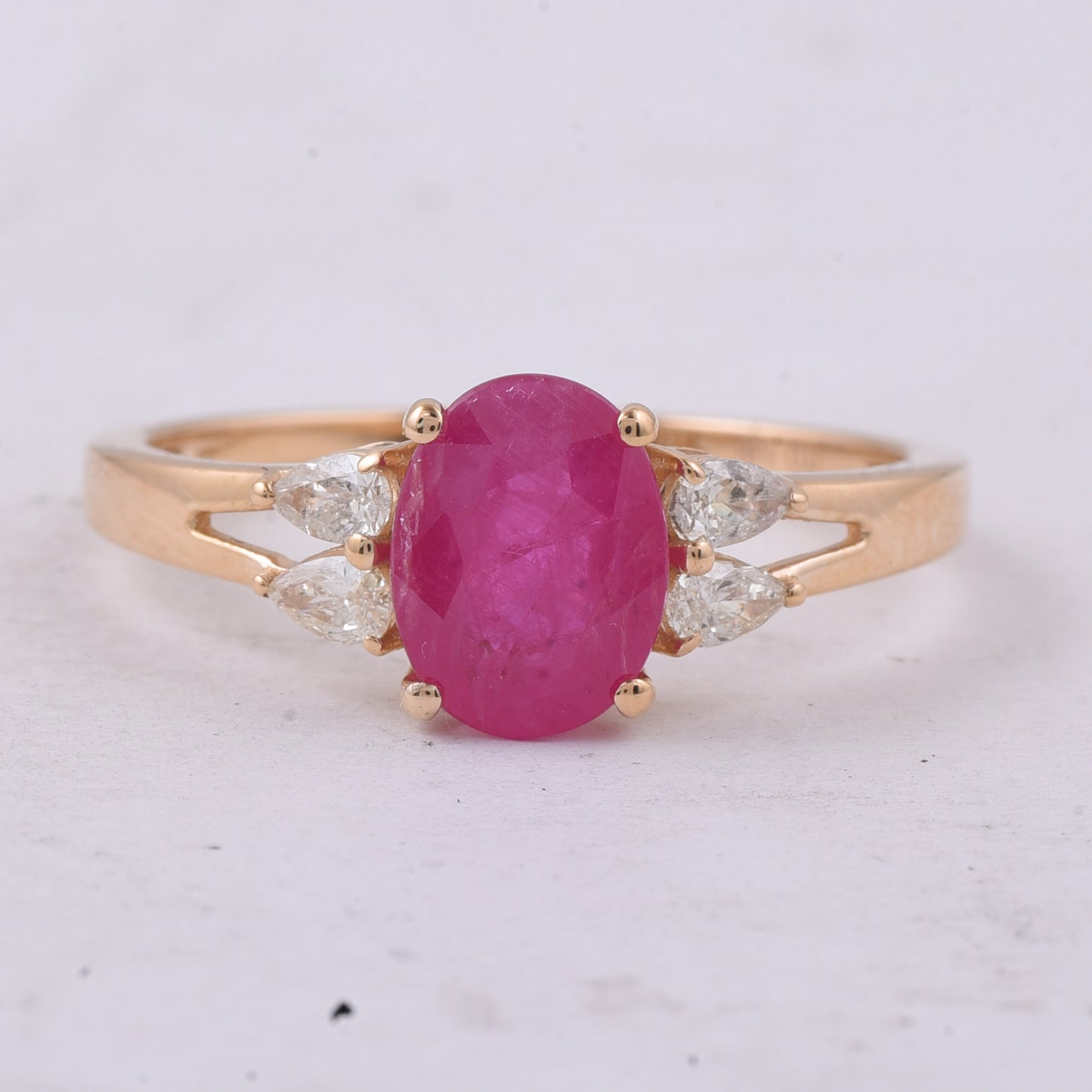 1.56 Ct Oval Natural Ruby 14K Gold Ring