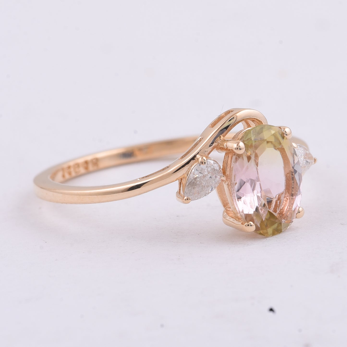 1.16 Ct Oval Natural Bi-Coloured Tourmaline 14K Gold Ring