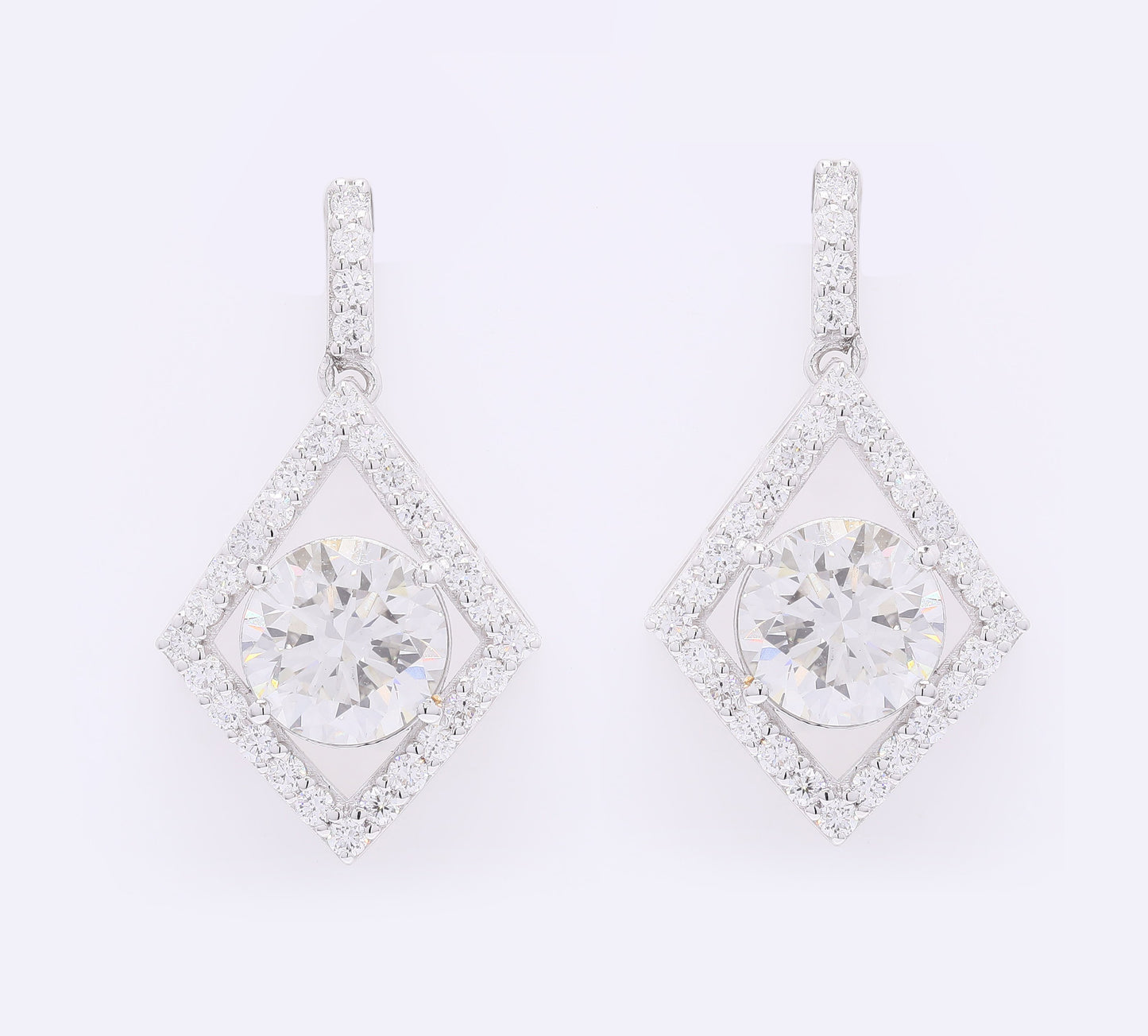 3.98 Carats Lab Grown Diamond 14K Gold Earrings
