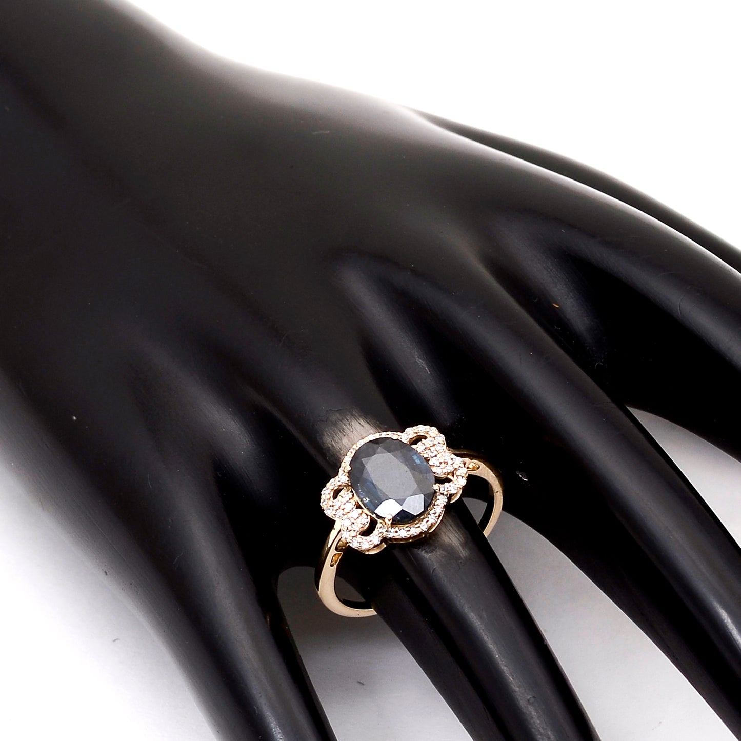 2.09 Ct Oval Natural Sapphire 14K Gold Ring