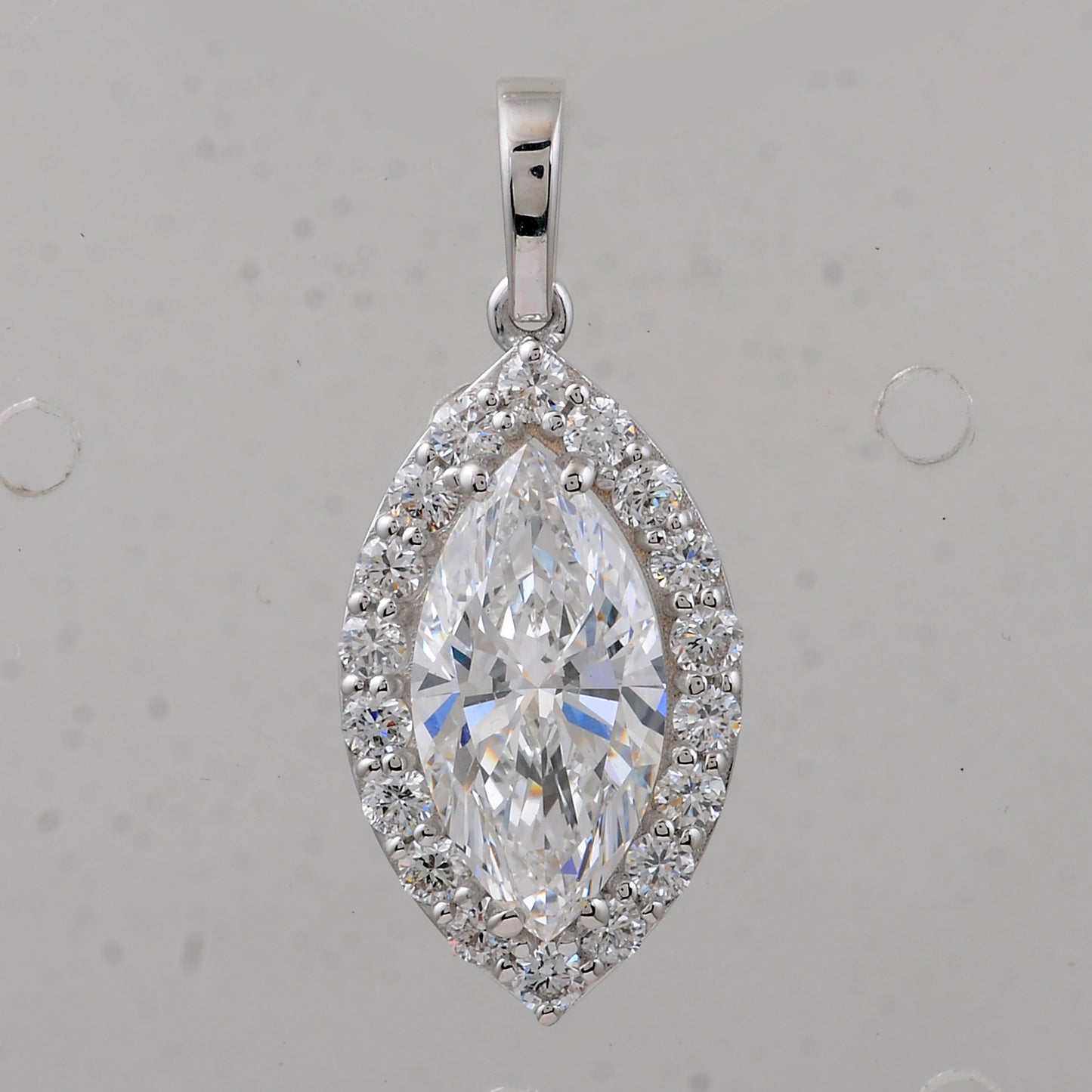 2.46 Carats Lab Grown Diamond 14K Gold Pendant