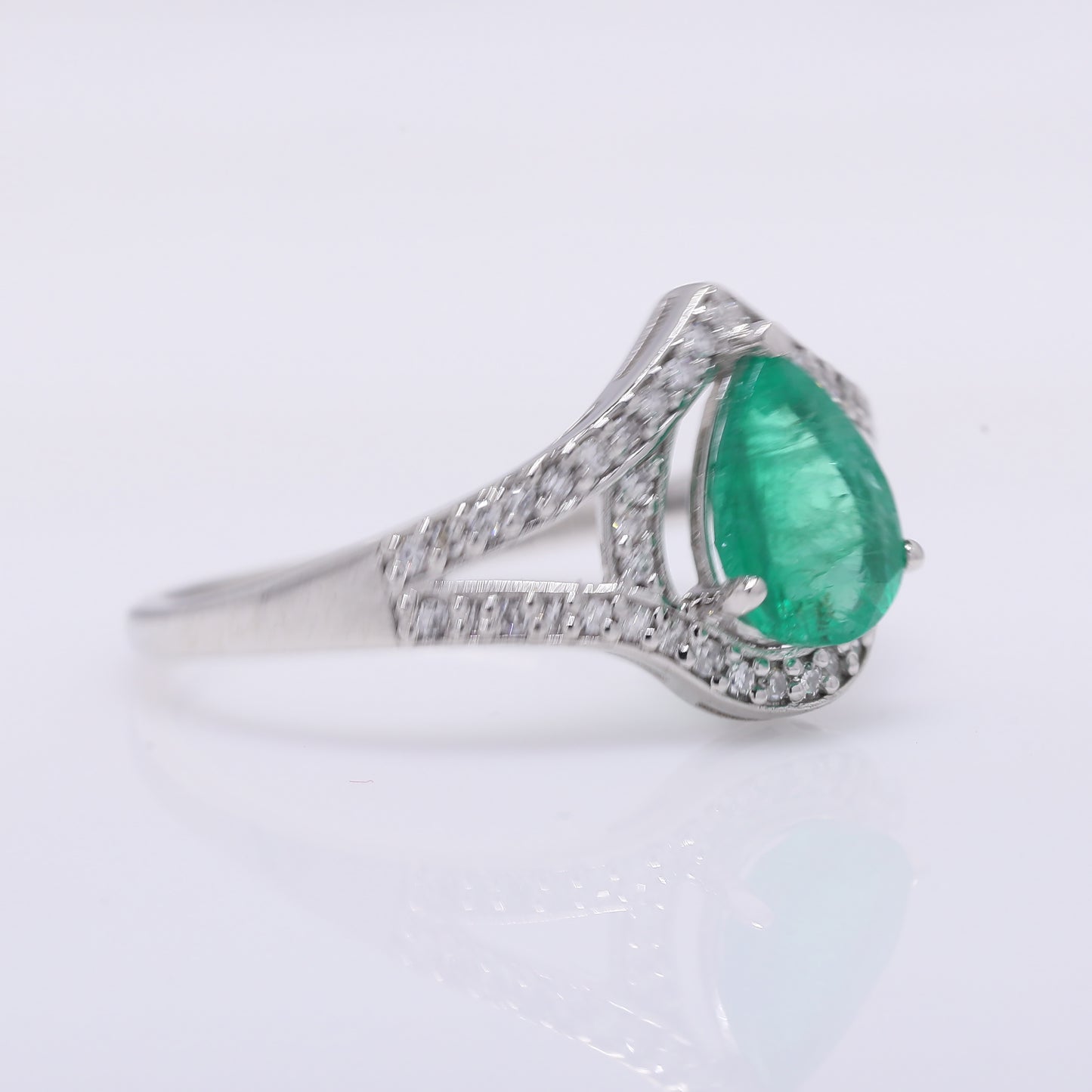 1.09 Ct Pear Mixed Cut Natural Emerald 950 Platinum Ring
