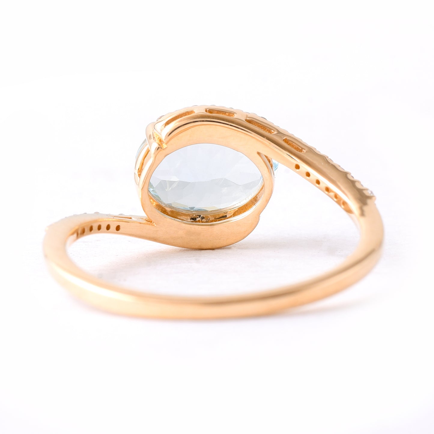 1.41 Ct Oval Mixed Cut Natural Aquamarine 14K Gold Ring