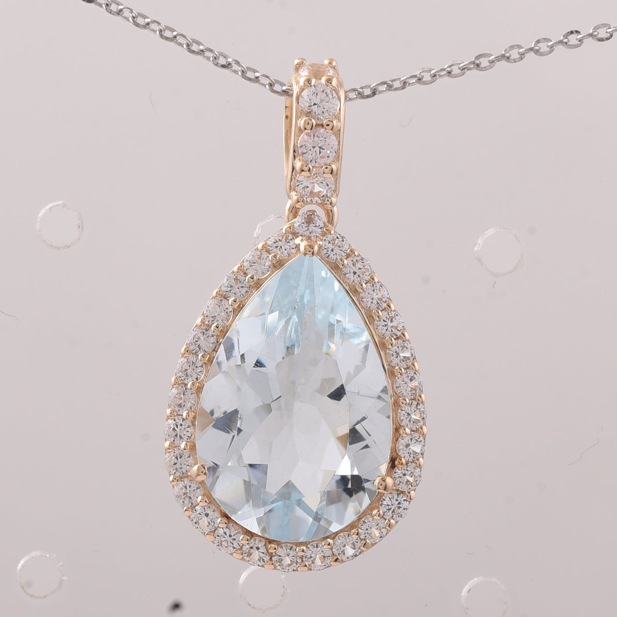5.49 Ct Pear Aquamarine 9K Gold Pendant