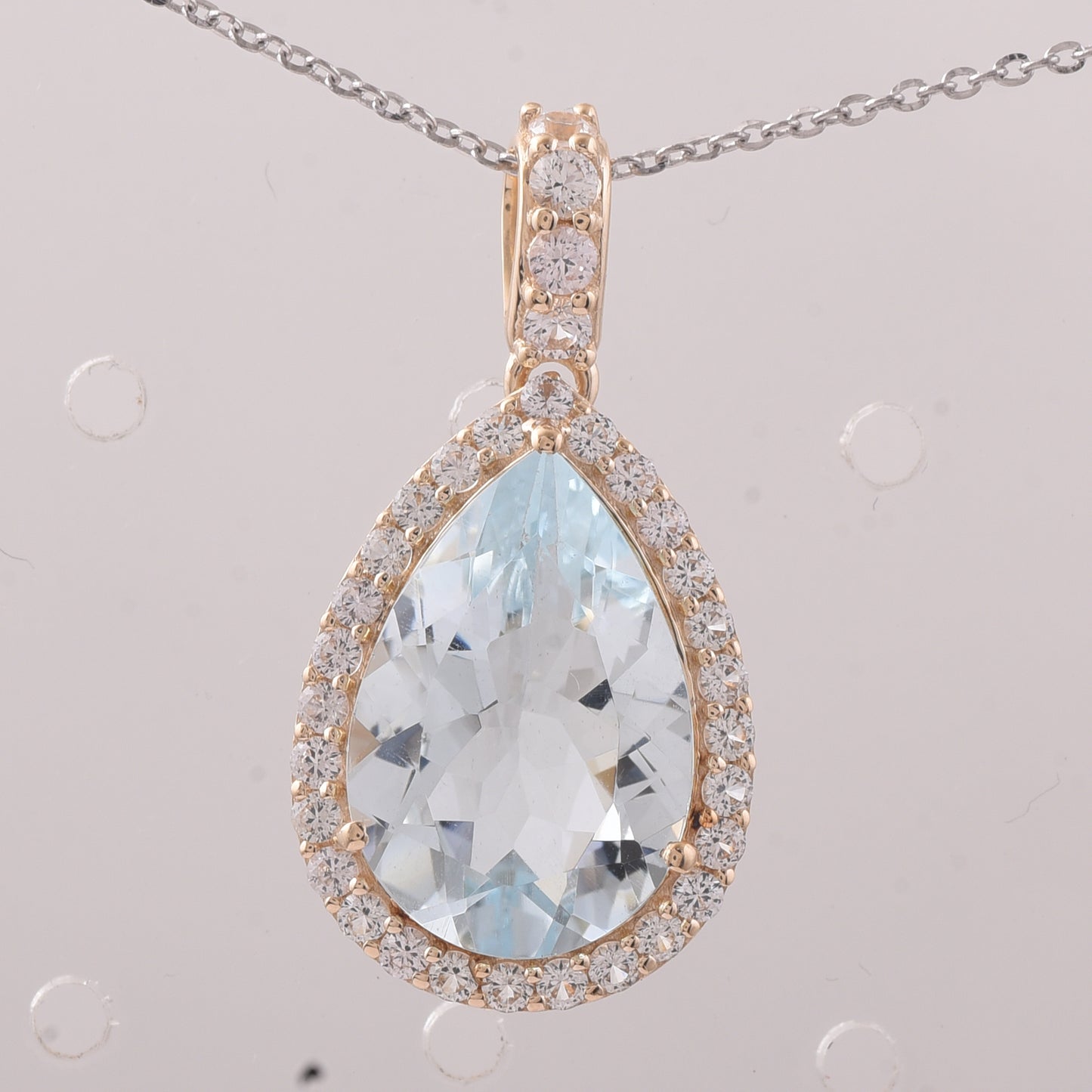 5.49 Ct Pear Aquamarine 9K Gold Pendant
