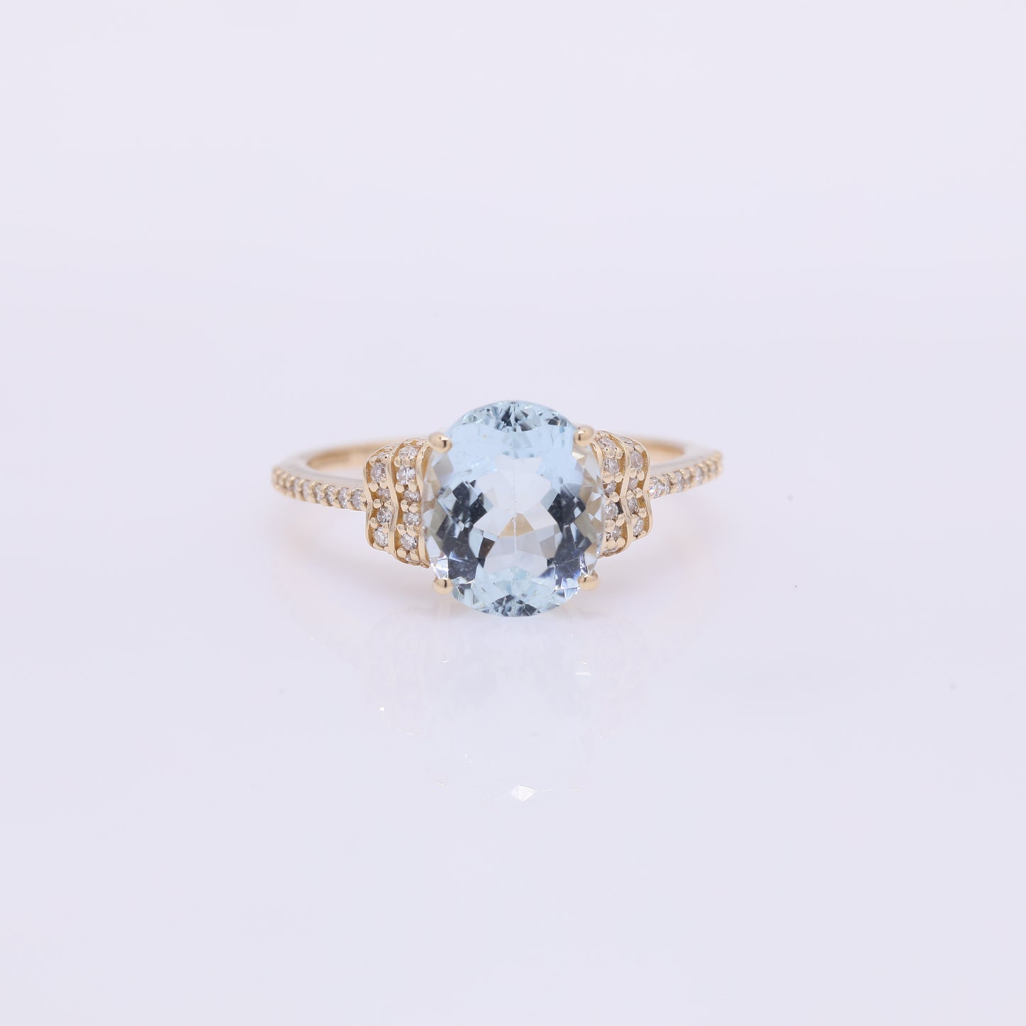 2.63 Ct Oval Mixed Cut Natural Aquamarine 14K Gold Ring
