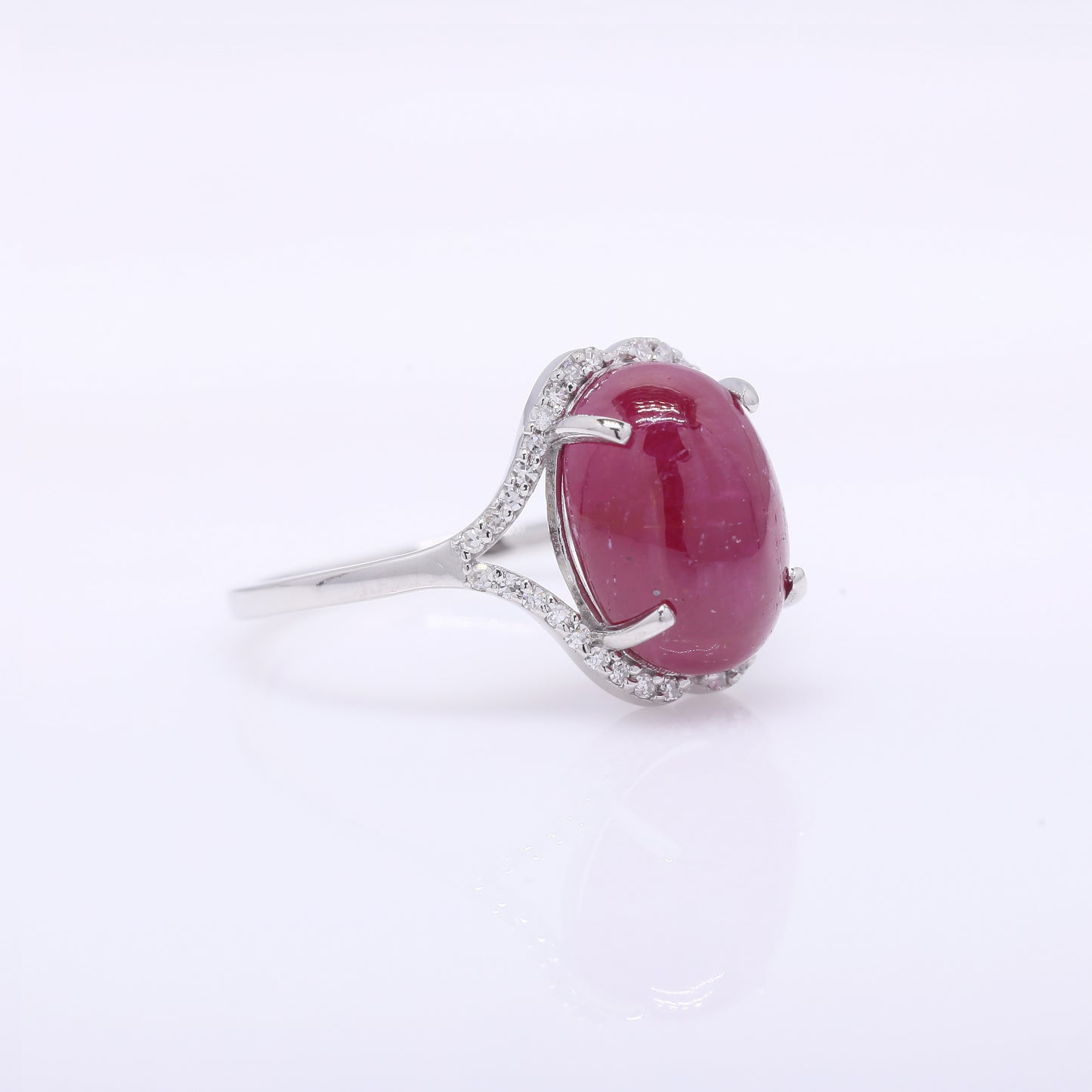 6.74 Ct Oval Cabochon Cut Natural Ruby 950 Platinum Ring