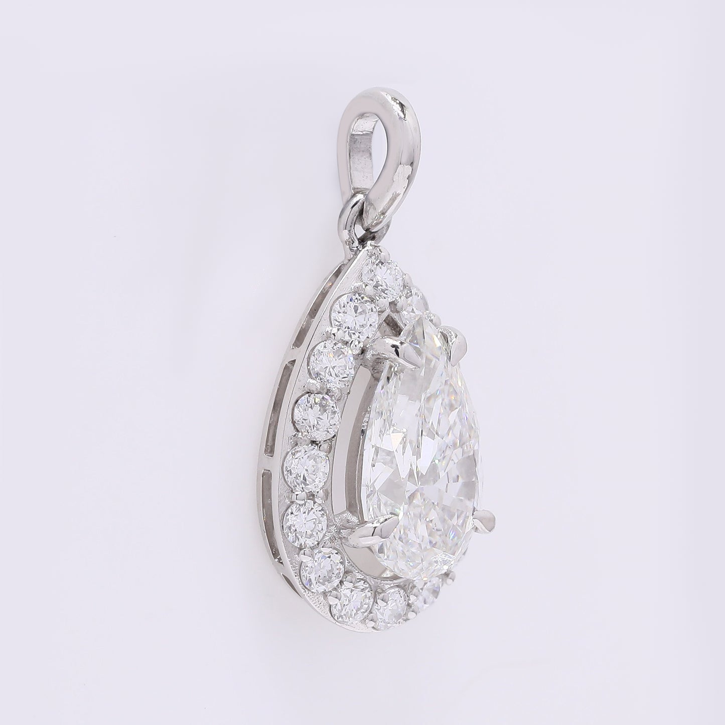 2.45 Carats Lab Grown Diamond 950 Platinum Pendant