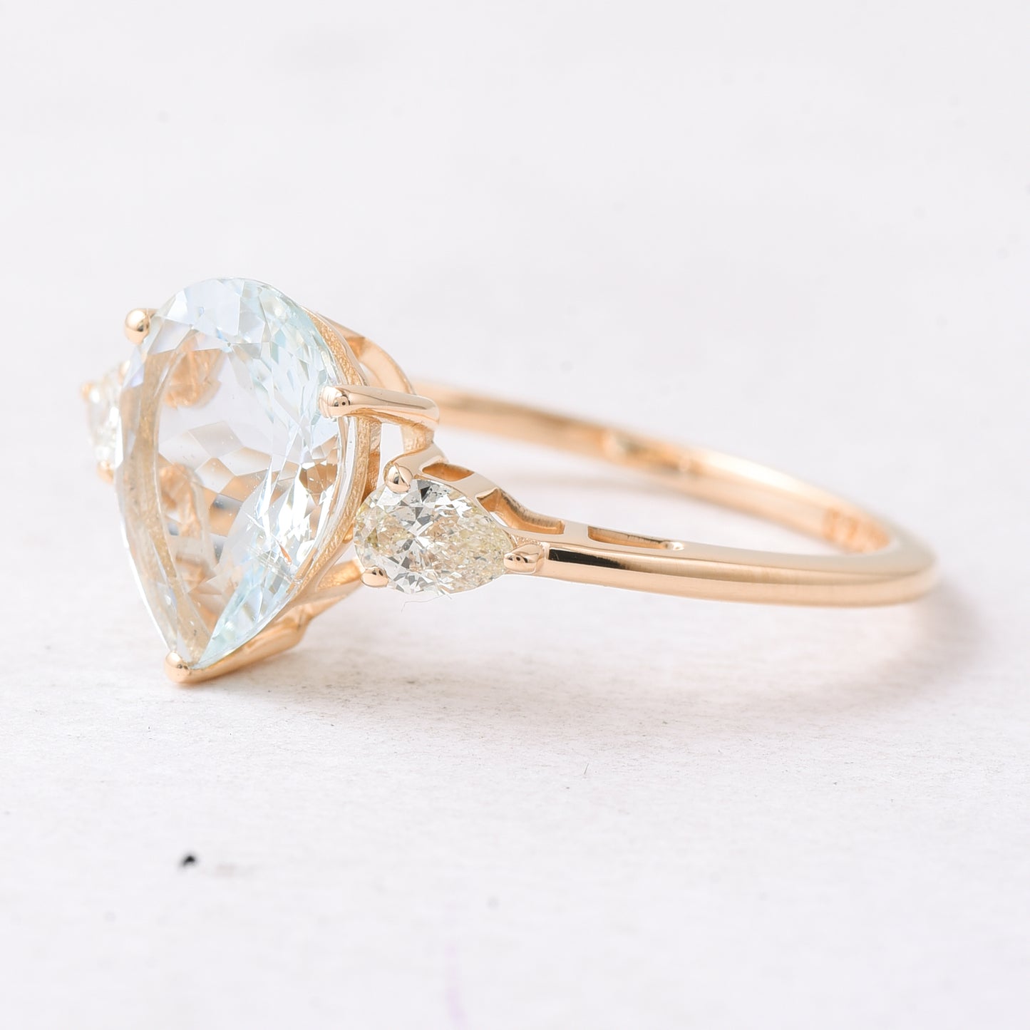 2.81 Ct Pear Mixed Cut Natural Aquamarine 14K Gold Ring