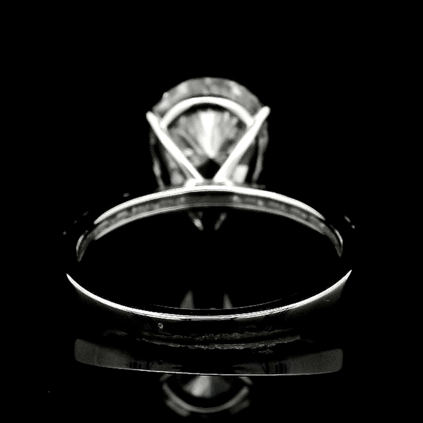 4.25 Carats Lab Grown Diamond 14K Gold Ring