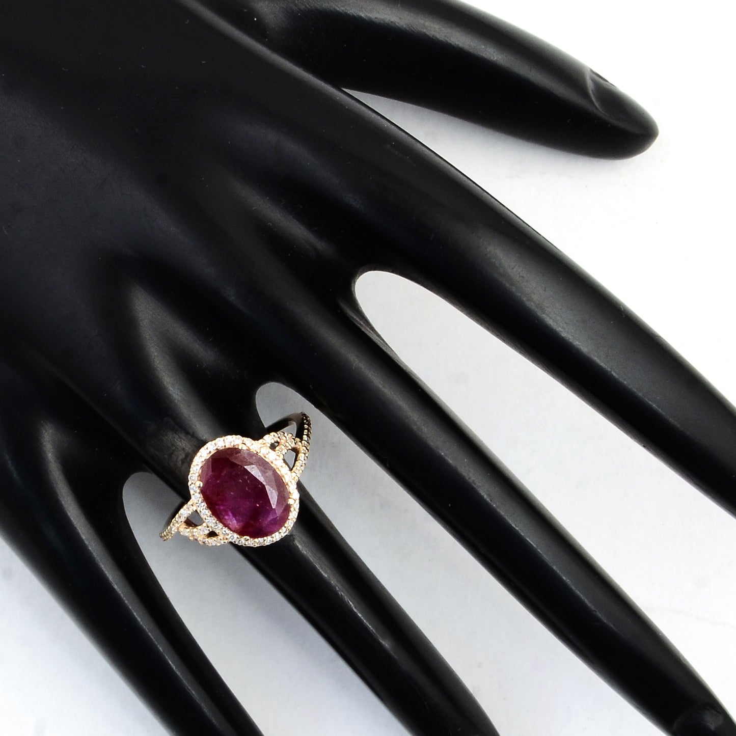 2.55 Ct Oval Mixed Cut Natural Corundum Ruby 14K Gold Ring