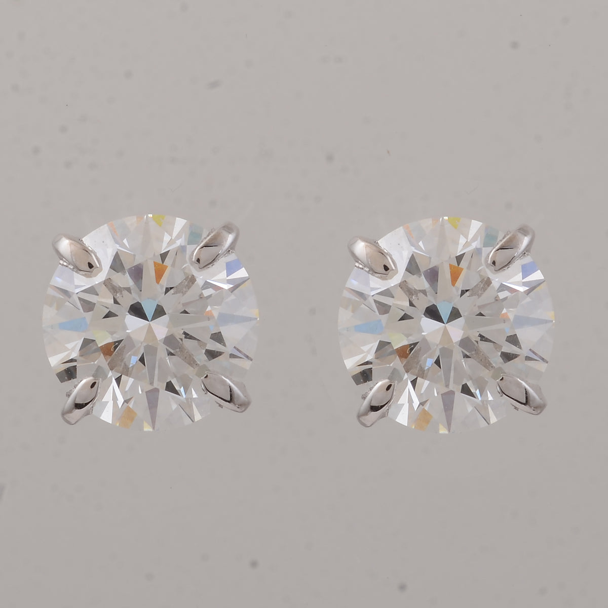 4.06 Carats Lab Grown Diamond 14K Gold Earrings