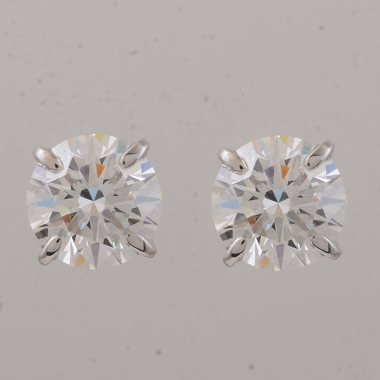 4.06 Carats Lab Grown Diamond 14K Gold Earrings