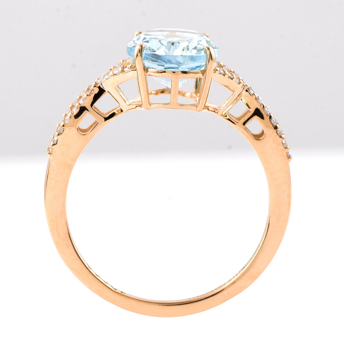2.34 Ct Oval Mixed Cut Natural Aquamarine 14K Gold Ring