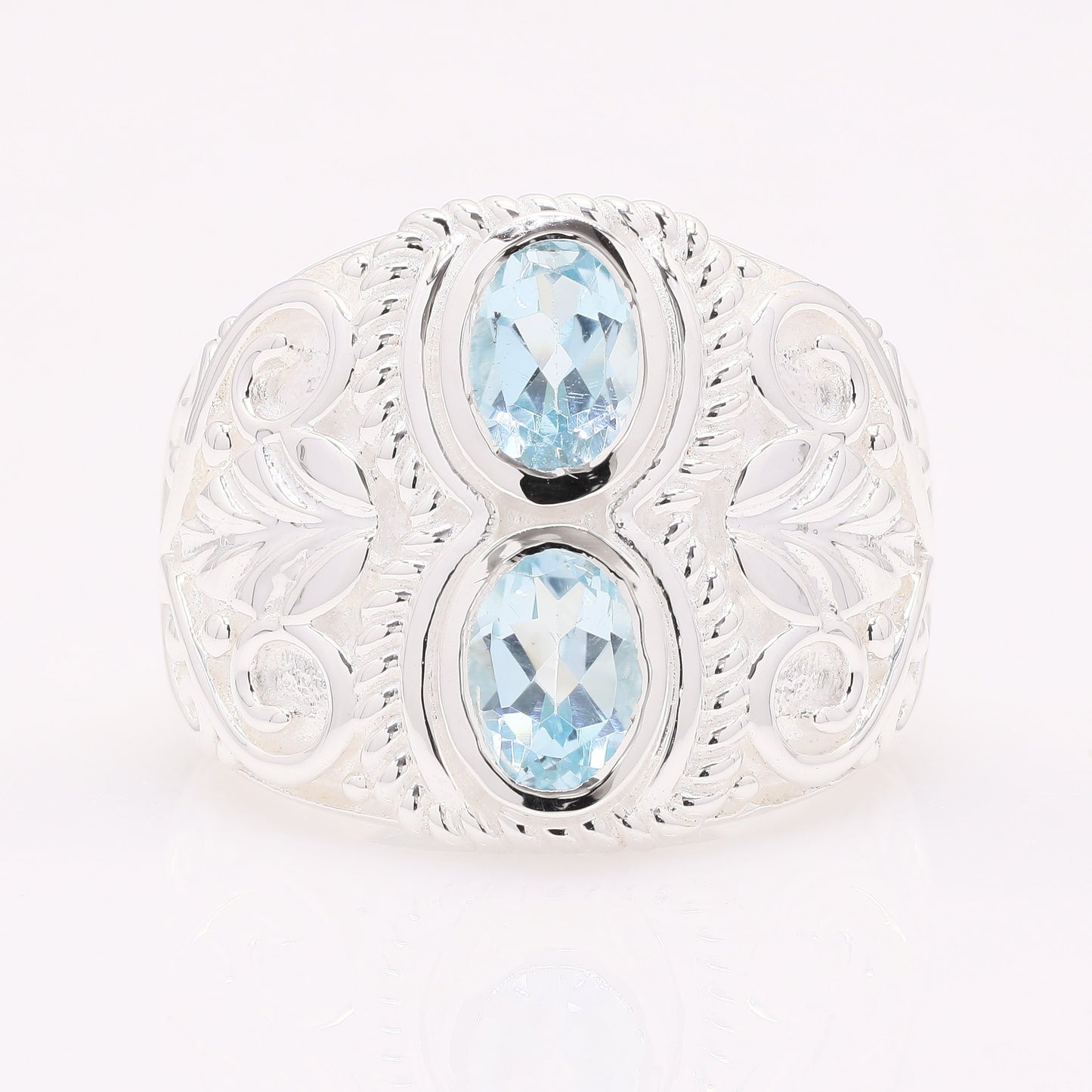 2.08 Ct Oval Blue Topaz 925 Silver Ring