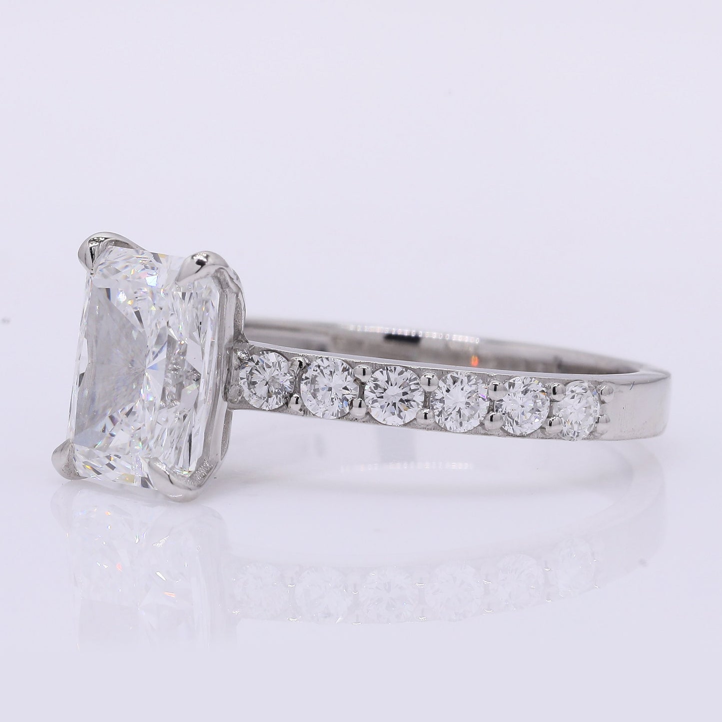 2.31 Carats Lab Grown Diamond 950 Platinum Ring
