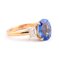 4.94 Ct Oval Sapphire 18K Gold Ring