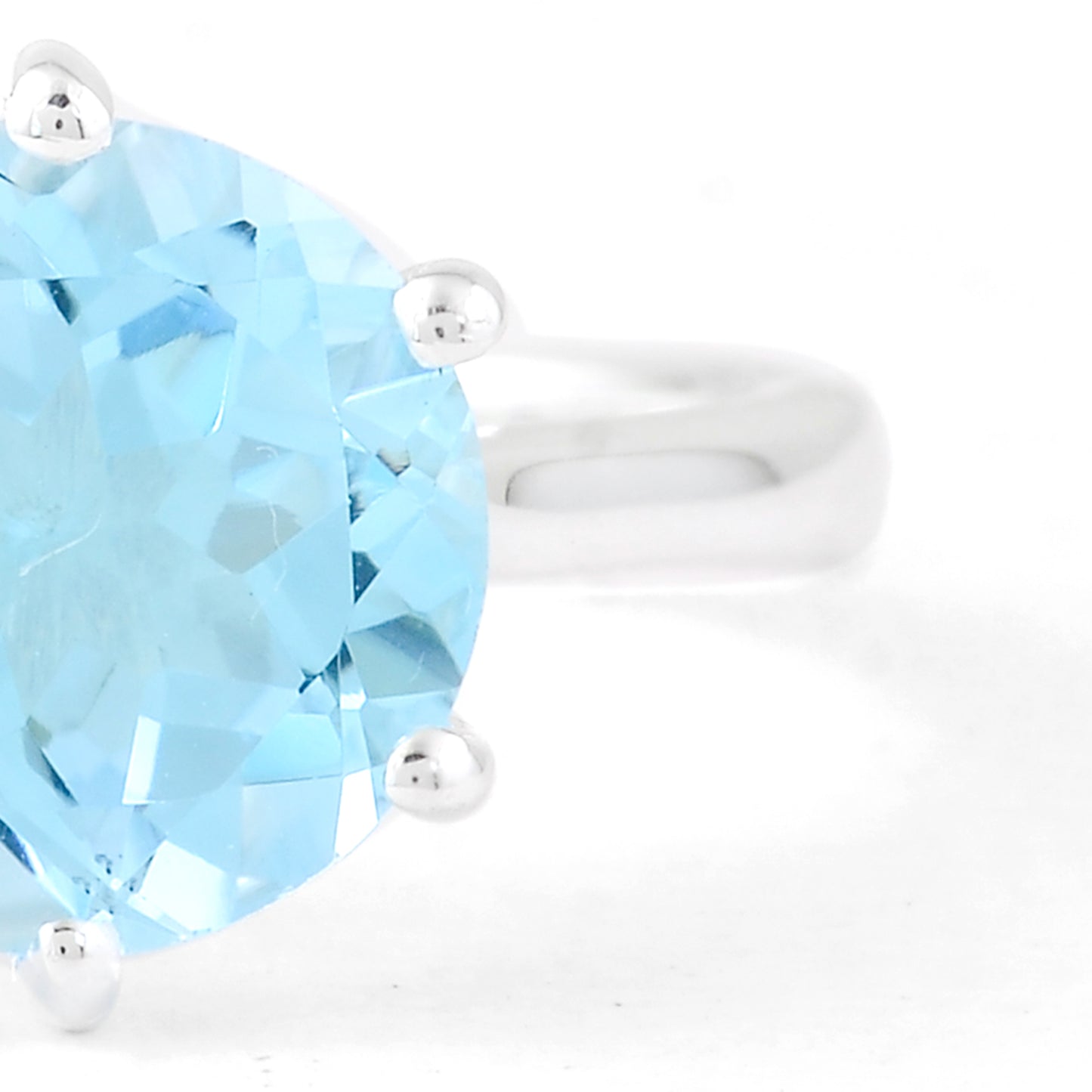 3.28 Ct Round Blue Topaz 925 Sterling Silver Ring