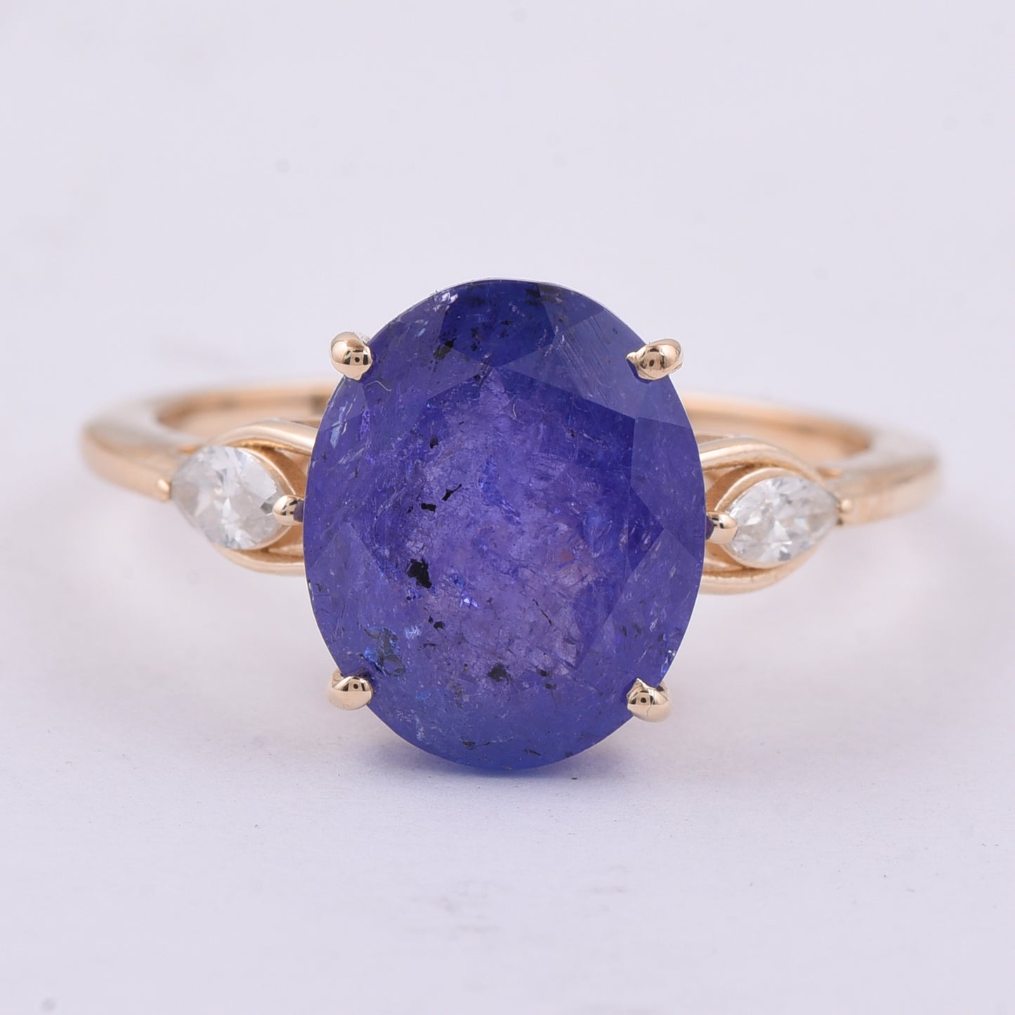 5.20 Ct Oval Natural Tanzanite 14K Gold Ring