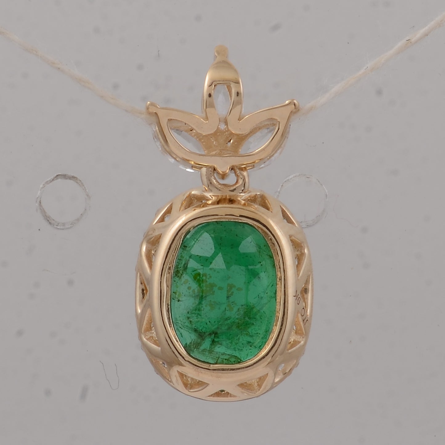 1.95 Ct Oval Emerald 9K Gold Pendant