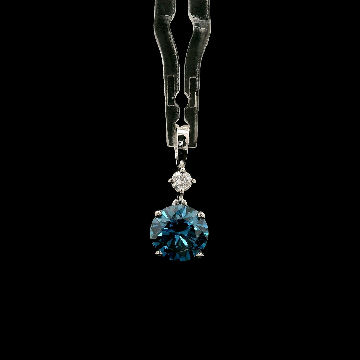 1.64 Carats Blue Lab Grown Diamond 14K Gold Pendant