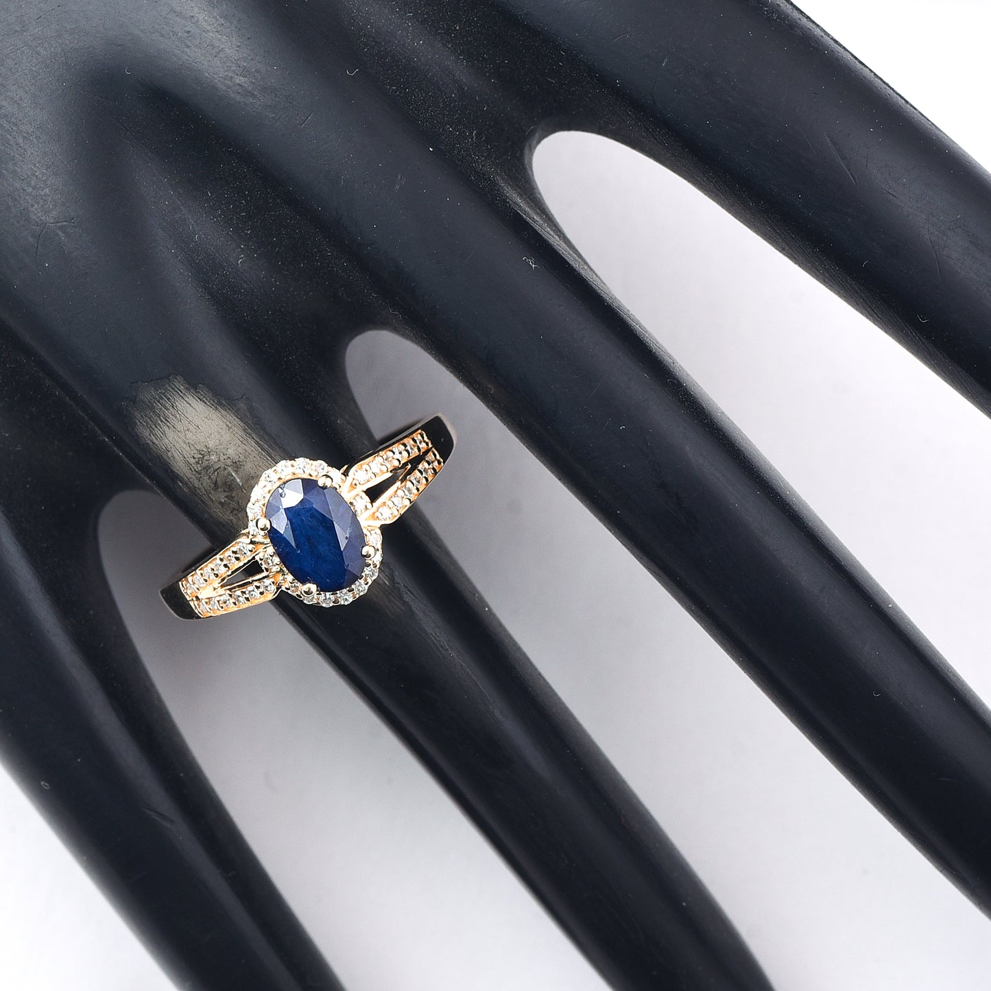 1.53 Ct Oval Mixed Cut Natural Sapphire 14K Gold Ring