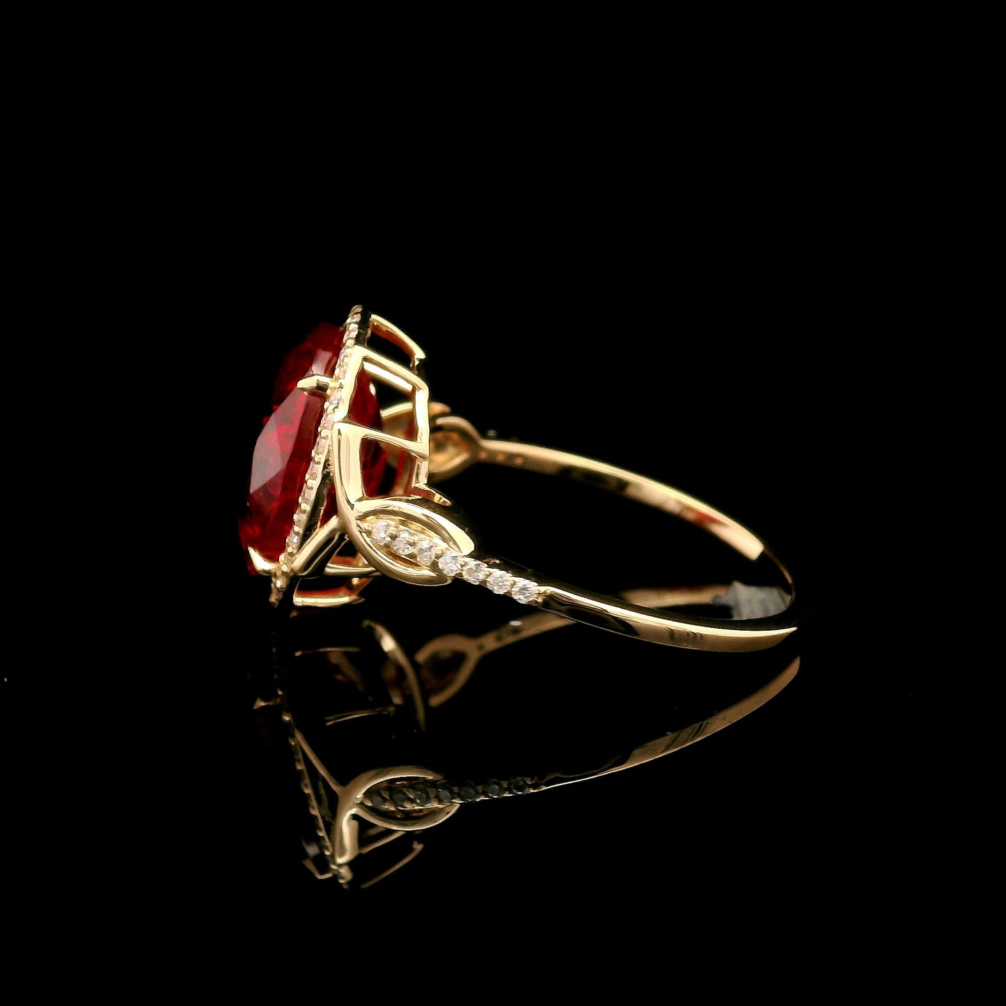 4.99 Ct Oval Mixed Cut Lab Grown Ruby 14K Gold Ring
