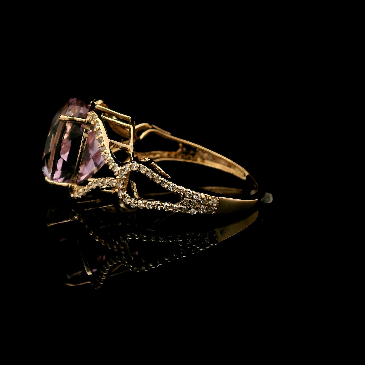 6.51 Ct Oval Kunzite 14K Gold Ring