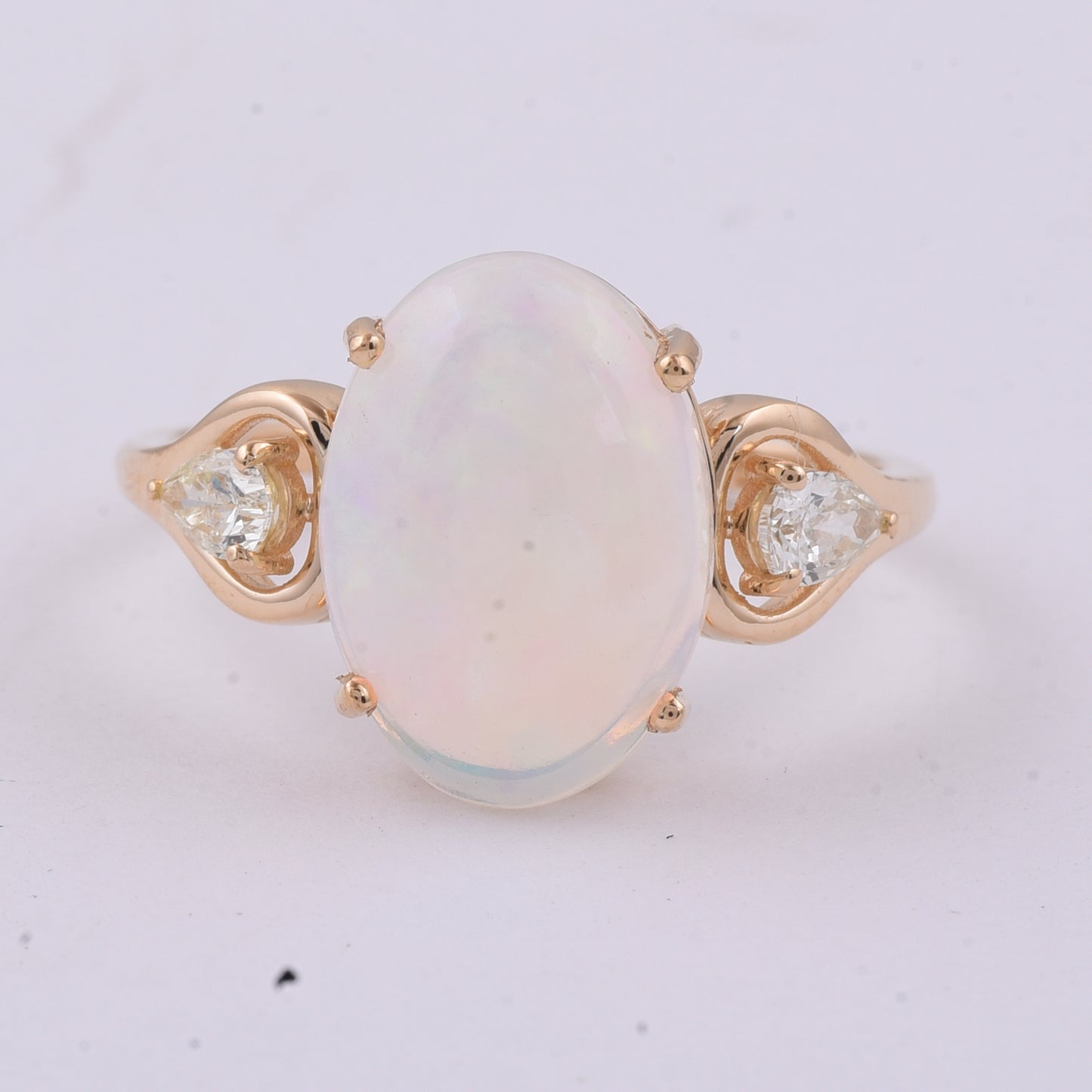 2.66 Ct Oval Cabochon Cut Natural Opal 14K Gold Ring