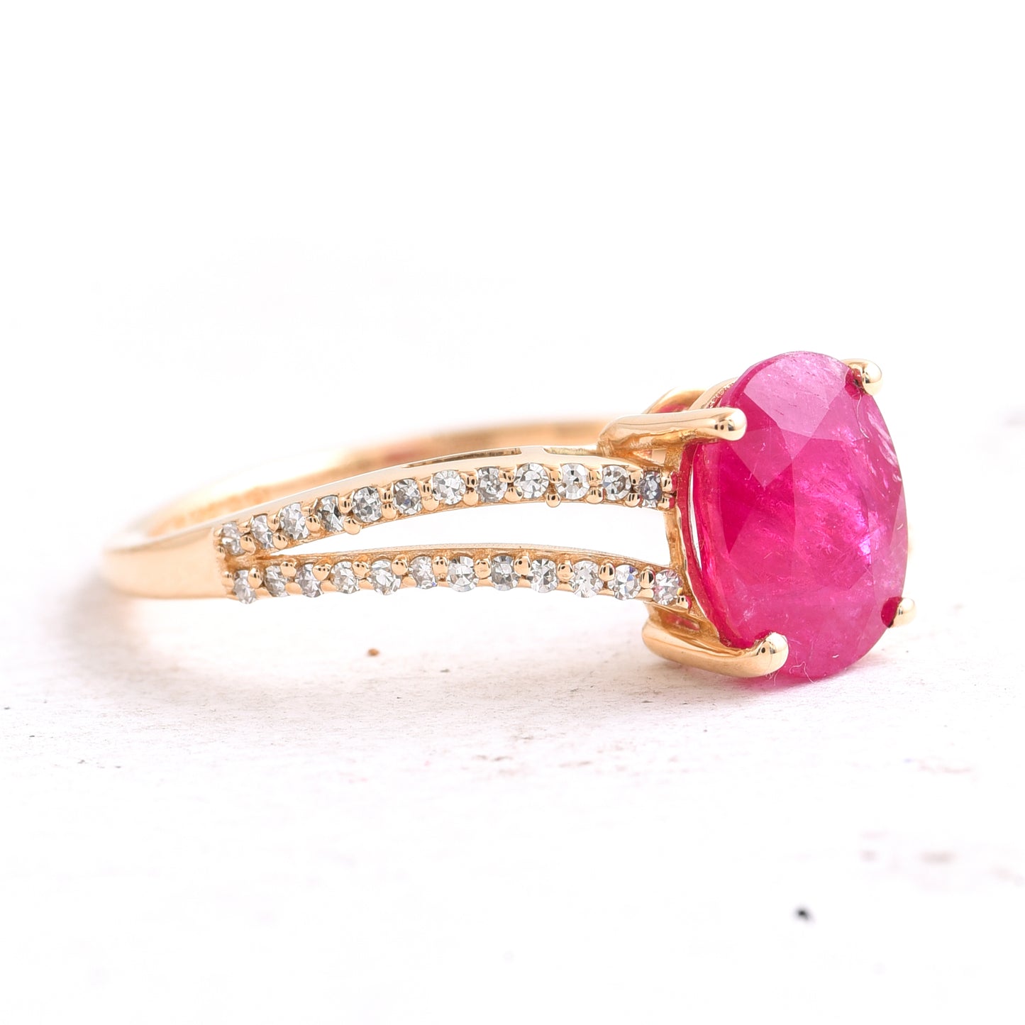 2.11 Ct Oval Mixed Cut Natural Ruby 14K Gold Ring