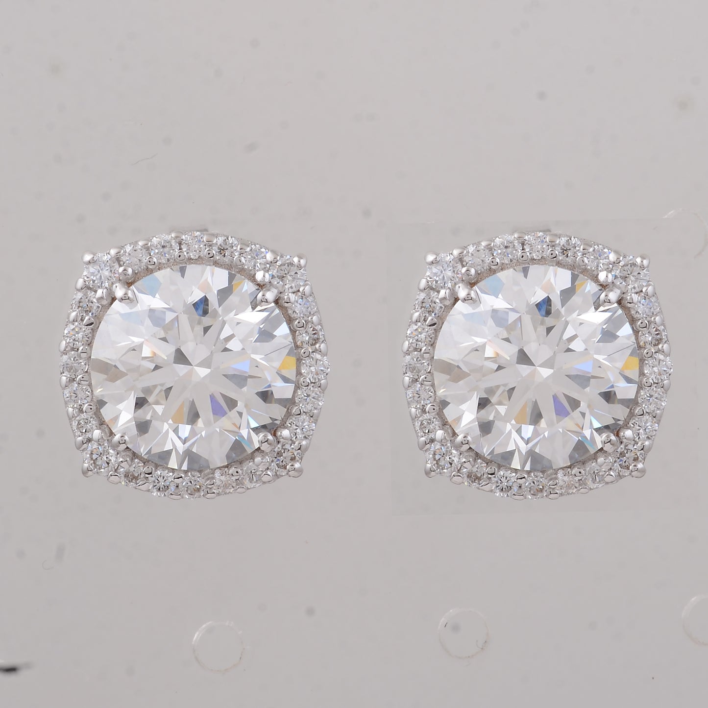 6.93 Carats Lab Grown Diamond 14K Gold Earrings