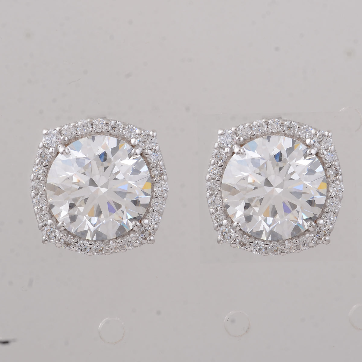 7.03 Carats Lab Grown Diamond 14K Gold Earrings