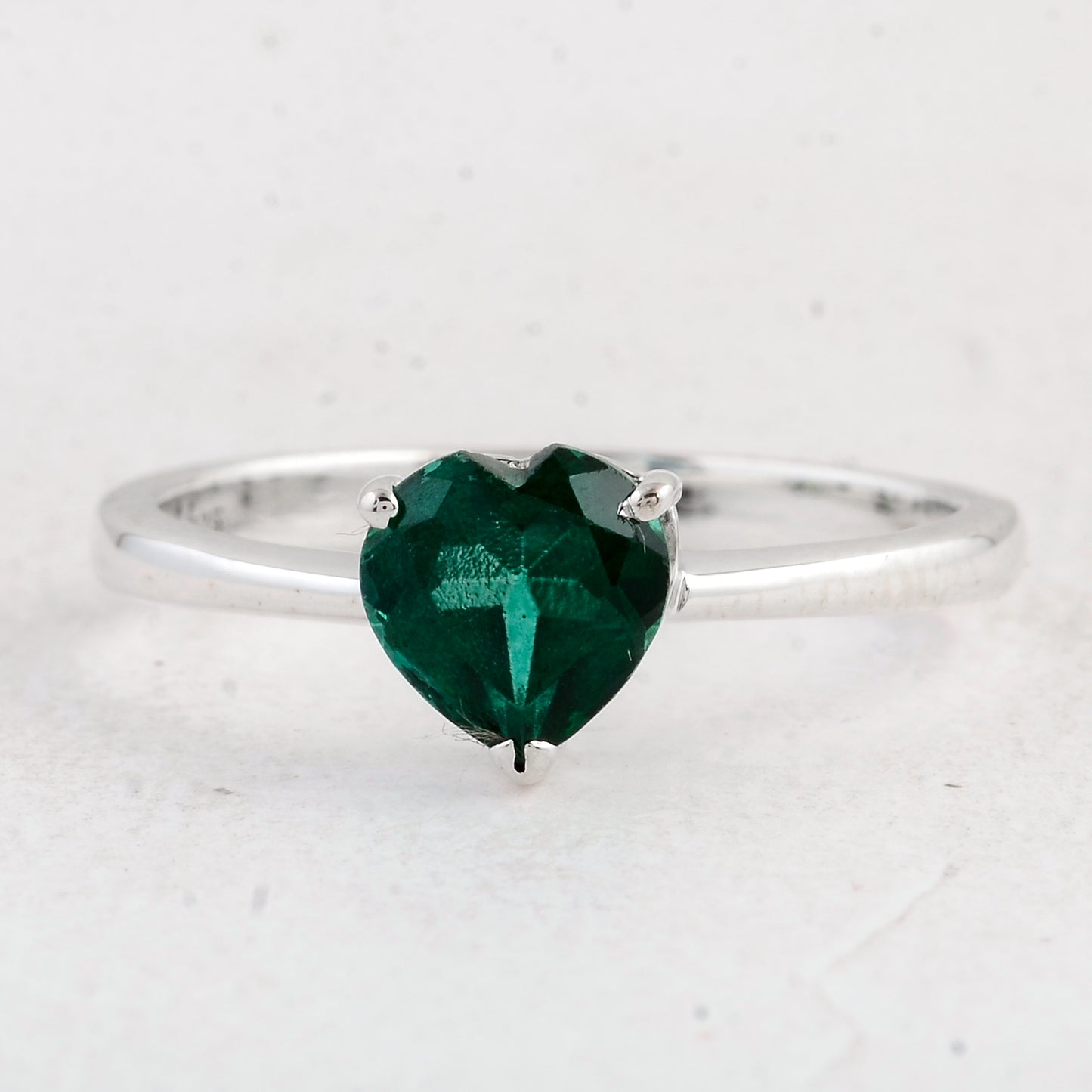 1.43 Ct Heart Green Topaz 925 Sterling Silver Ring