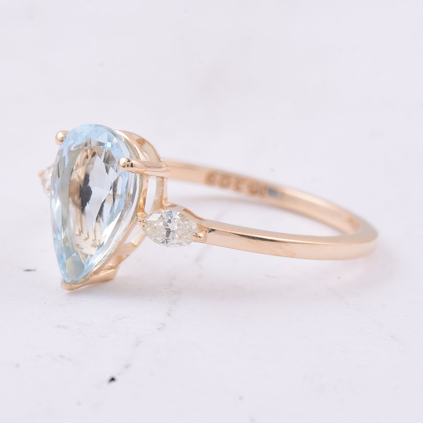 1.58 Ct Pear Natural Aquamarine 14K Gold Ring