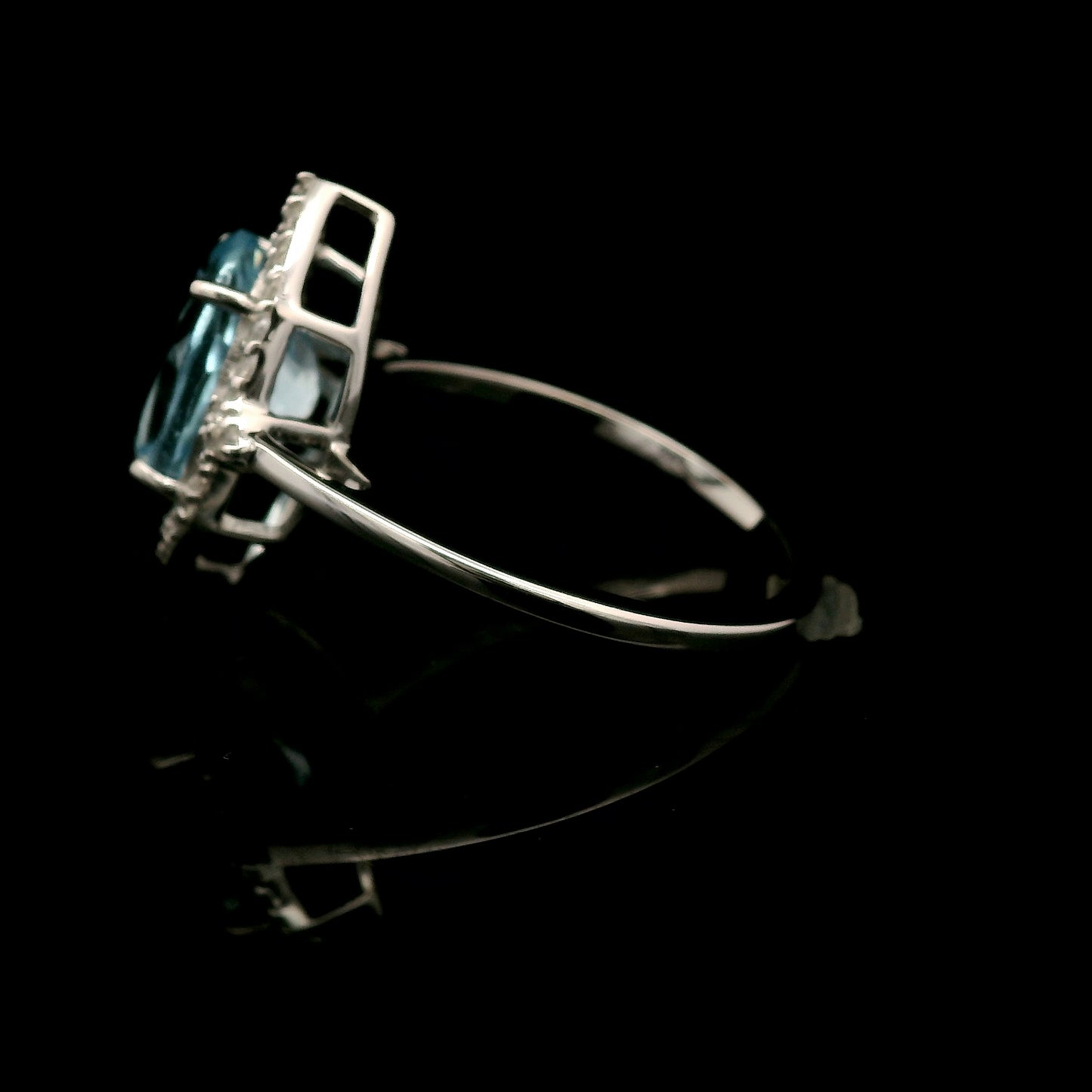 3.57 Ct Oval Blue Topaz, White Zircon 925 Sterling Silver Ring