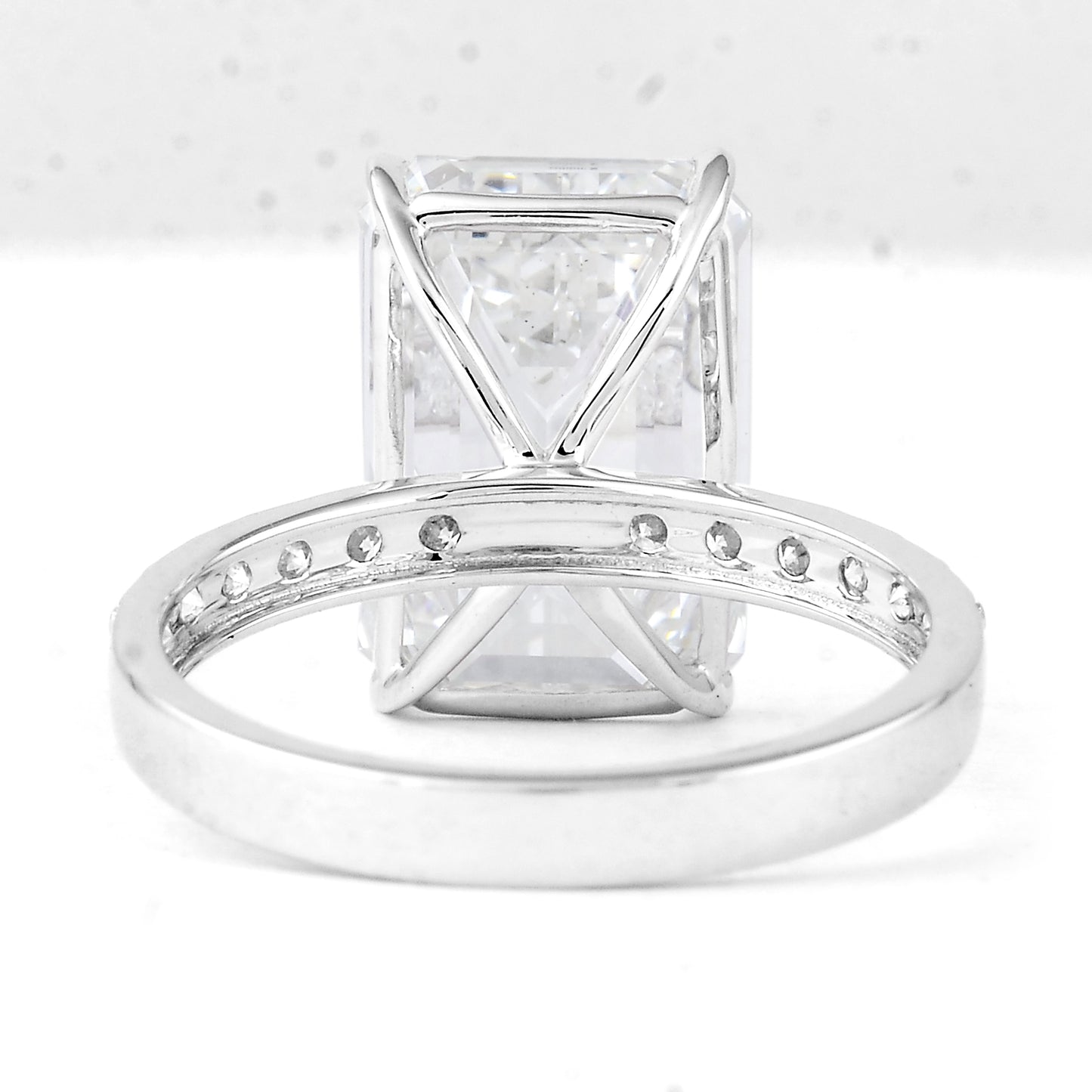 7.33 Carats Lab Grown Diamond 14K Gold Ring