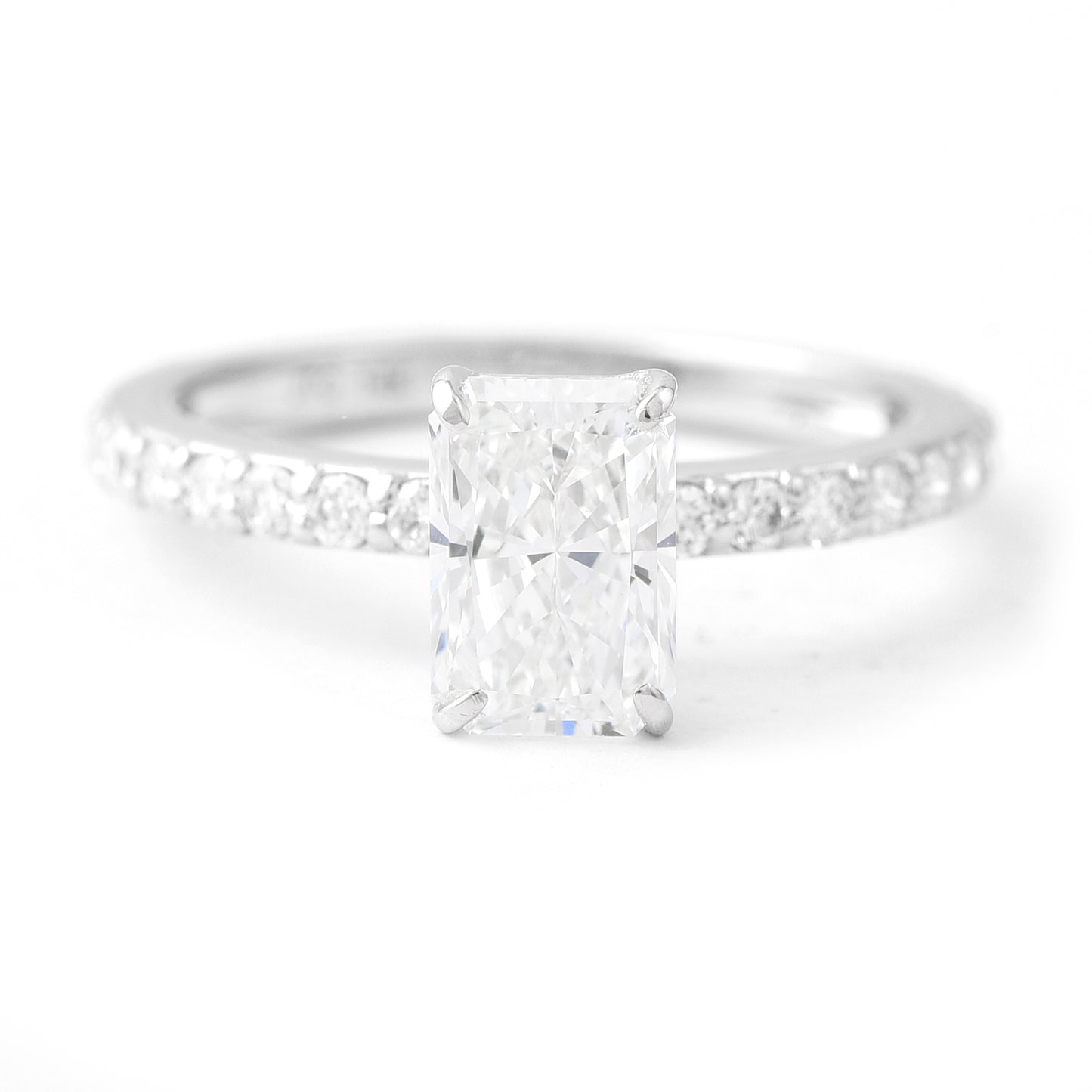 1.95 Carats Lab Grown Diamond 14K Gold Ring