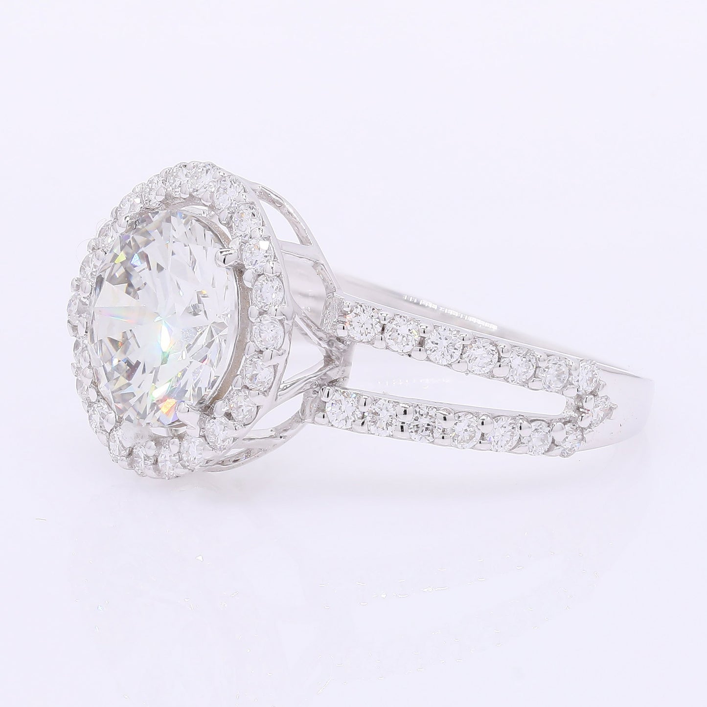 2.74 Carats Lab Grown Diamond 14K Gold Ring