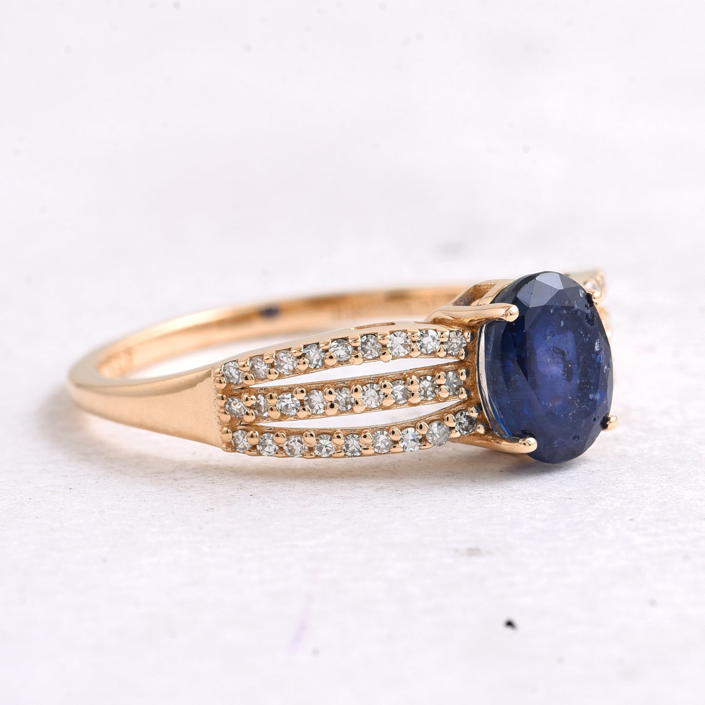1.51 Ct Oval Mixed Cut Natural Sapphire 14K Gold Ring