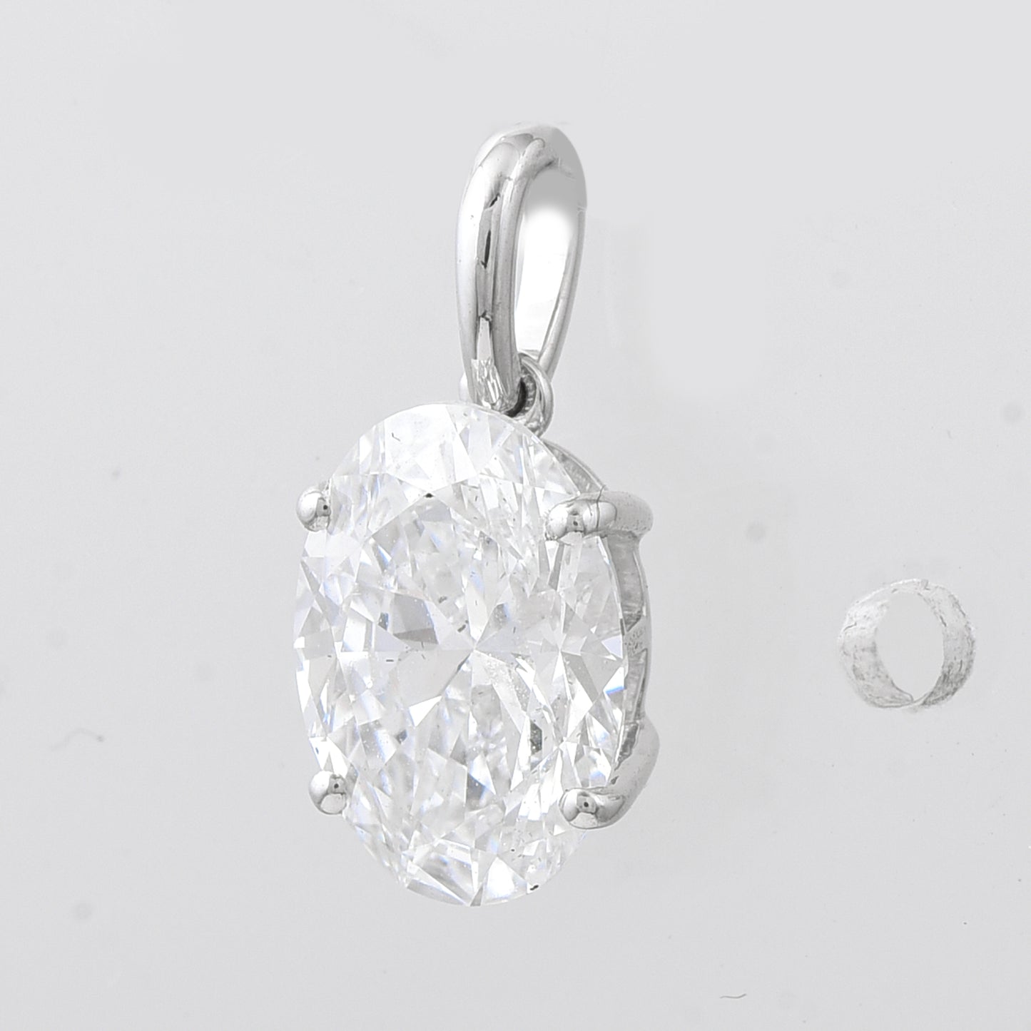 2.05 Carats Lab Grown Diamond 14K Gold Pendant