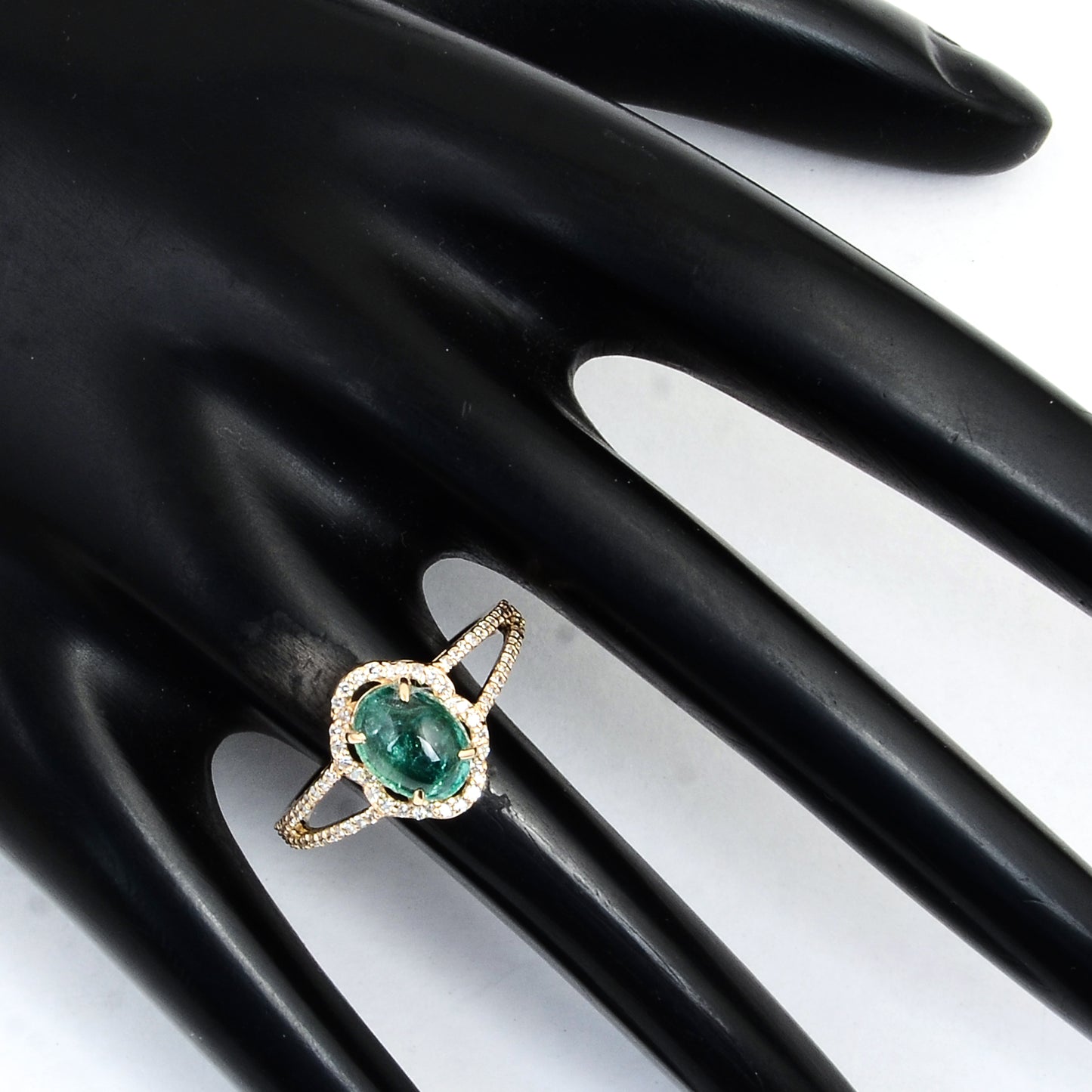 1.75 Ct Oval Cabochon Natural Beryl Emerald 14K Gold Ring