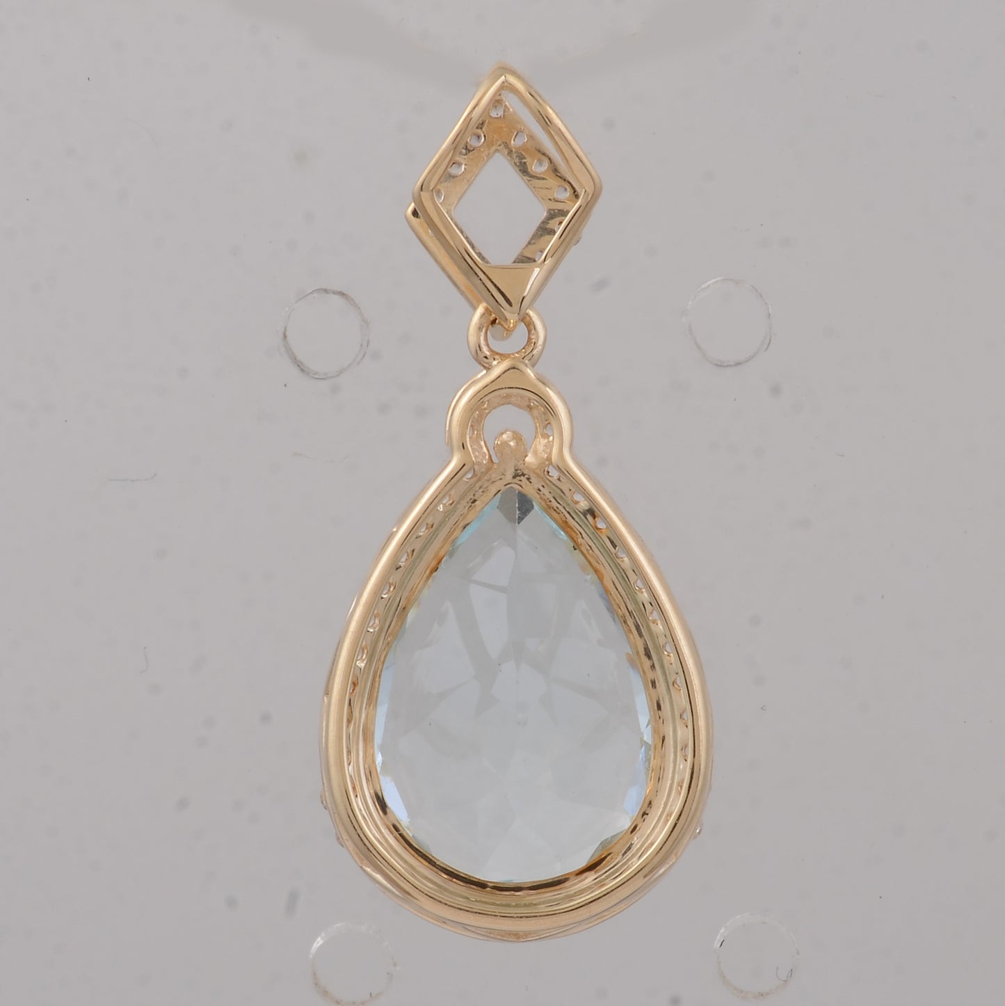 3.64 Ct Pear Aquamarine 9K Gold Pendant