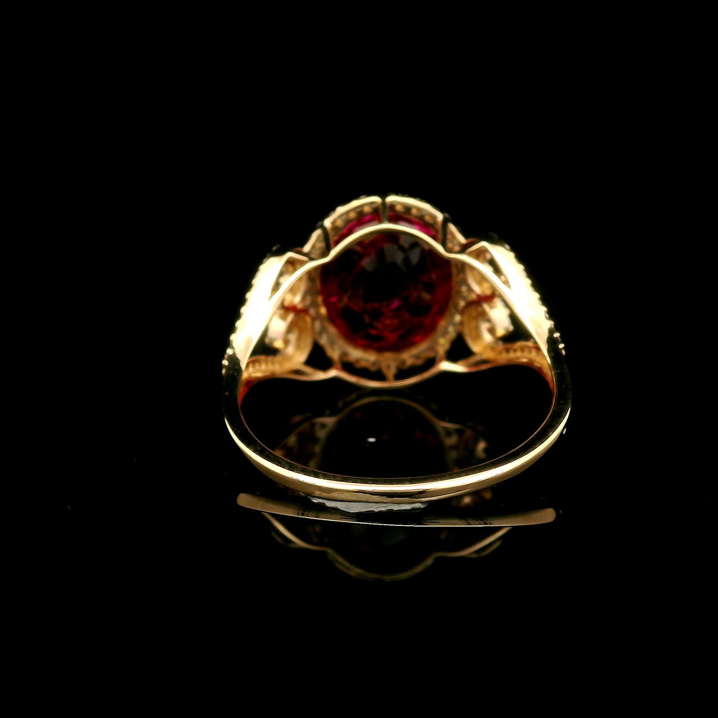 4.81 Ct Oval Mixed Cut Lab Grown Ruby 14K Gold Ring