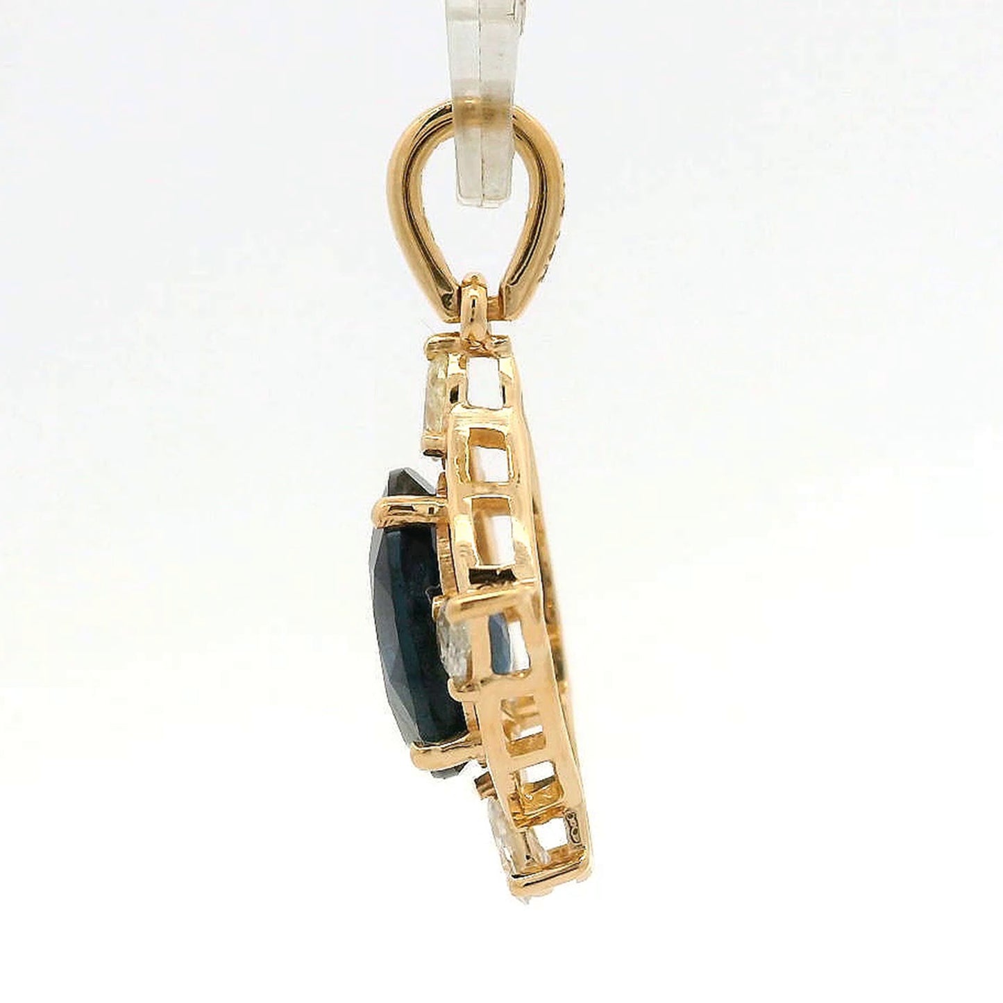 2.68 Ct Oval Sapphire 14K Gold Pendant