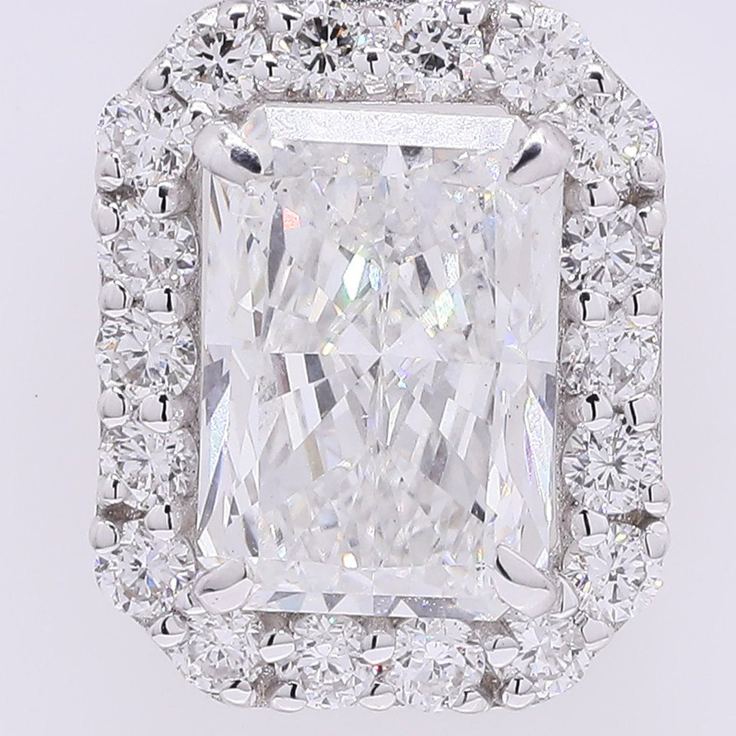 2.34 Carats Lab Grown Diamond 14K Gold Pendant
