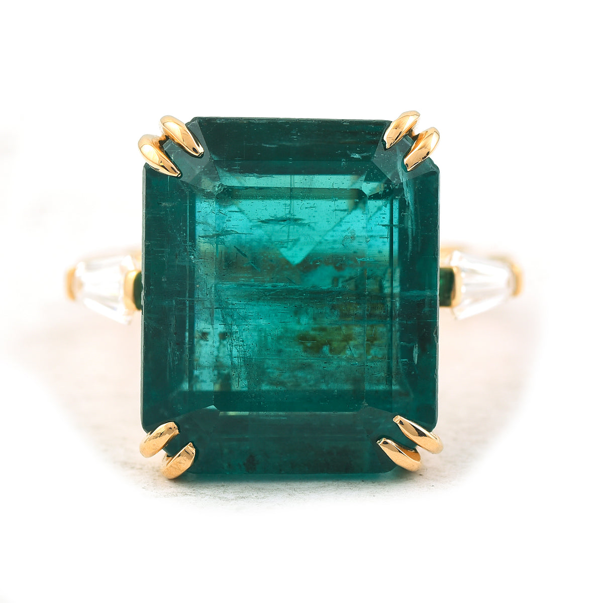 19.33 Ct Emerald Cut Natural Beryl Emerald 18K Gold Ring